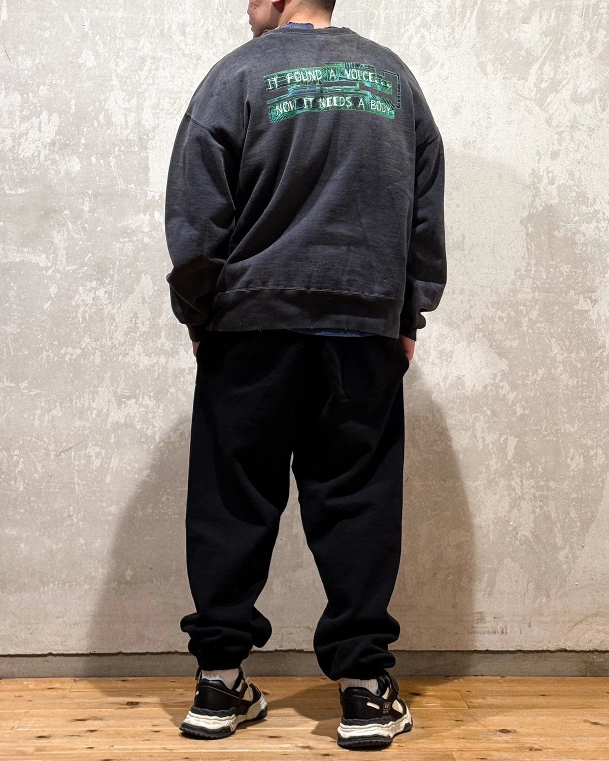 ©︎SAINT Mxxxxxx × GHOST IN THE SHELL -攻殻機動隊- / CREW NECK SWEAT (SM-HR8-0000-C09)