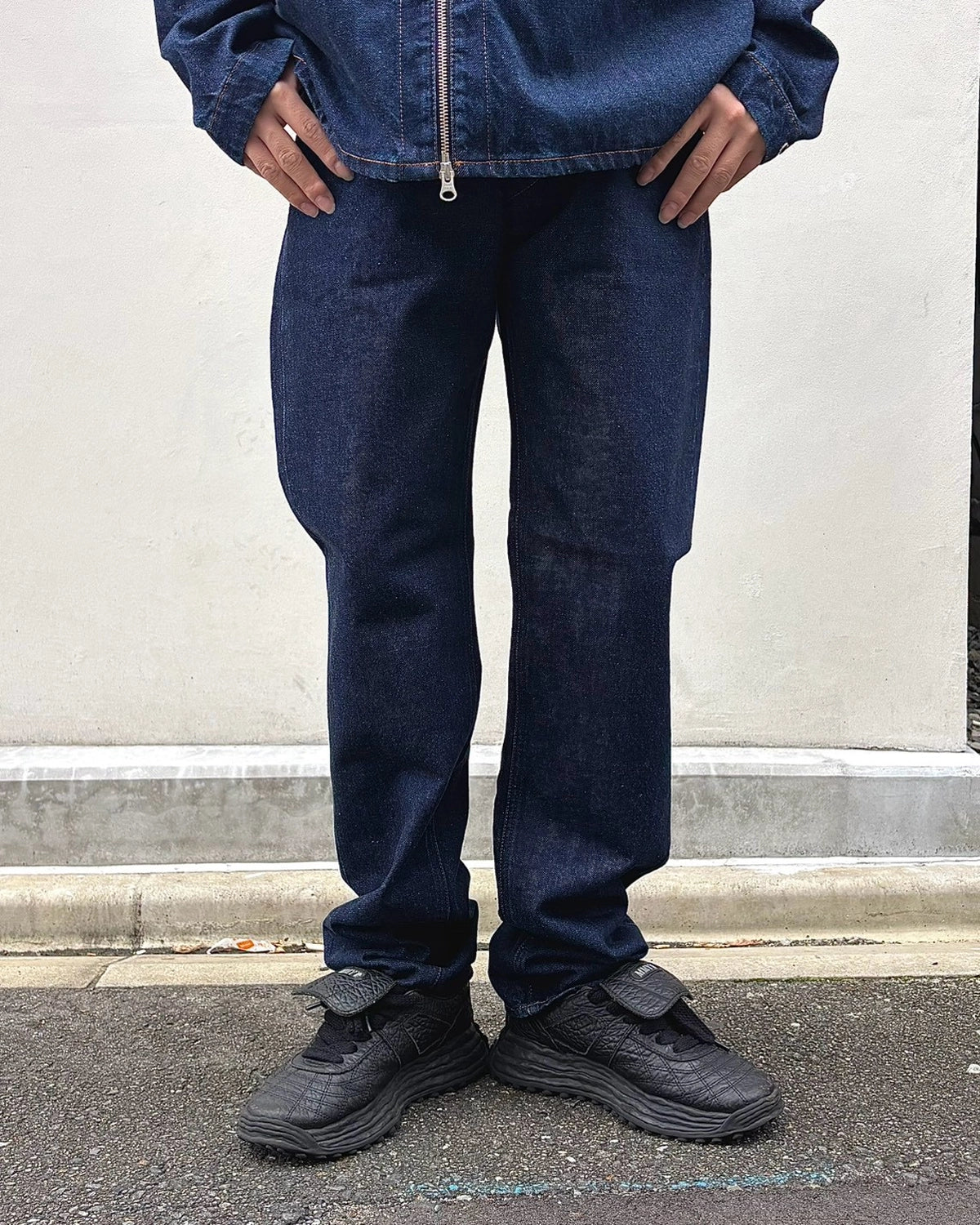 STONE ISLAND / レギュラーストレートフィット ファイブポケット ジーンズ (L2S14J100005S00J7)