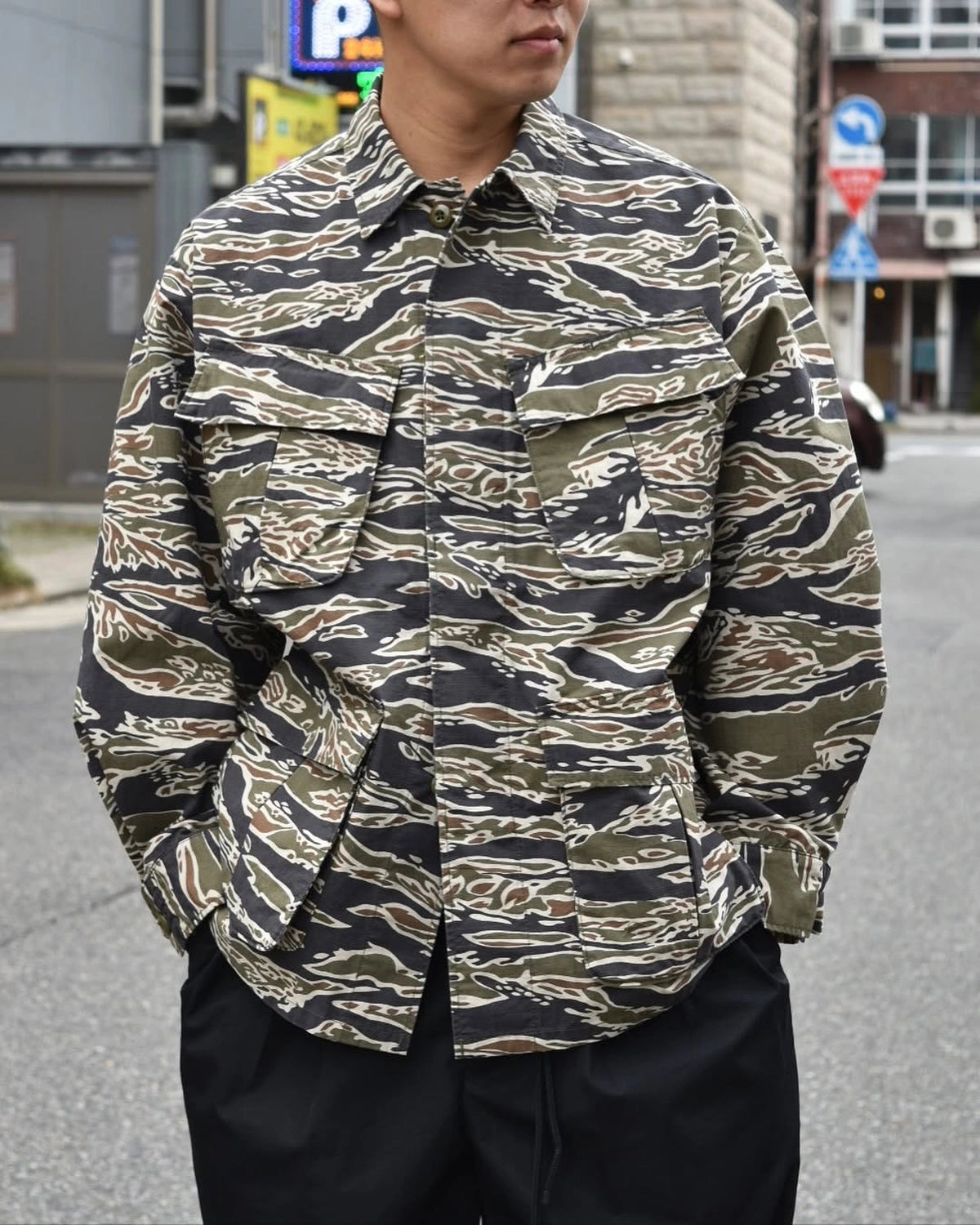 WACKO MARIA / TIGER CAMO FATIGUE JACKET (25SS-WMO-ML07)