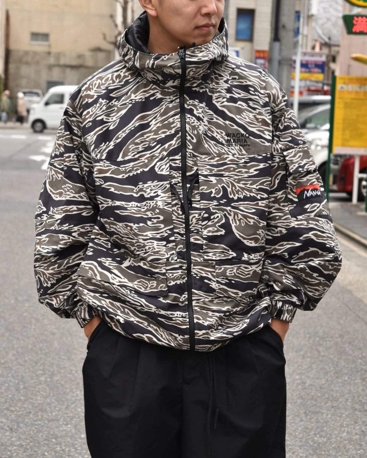 グラントイーワンズララホルミースパッツ グラントイーワンズララホルミースパッツ