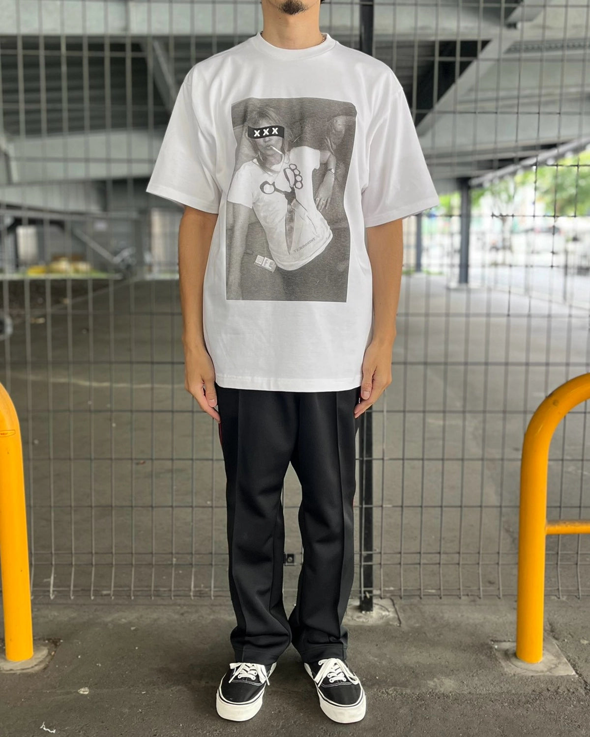 GOD SELECTION XXX / Box Logo "Brass Knuckle Scissors" Photo Tee (GX-S26-ST-20)