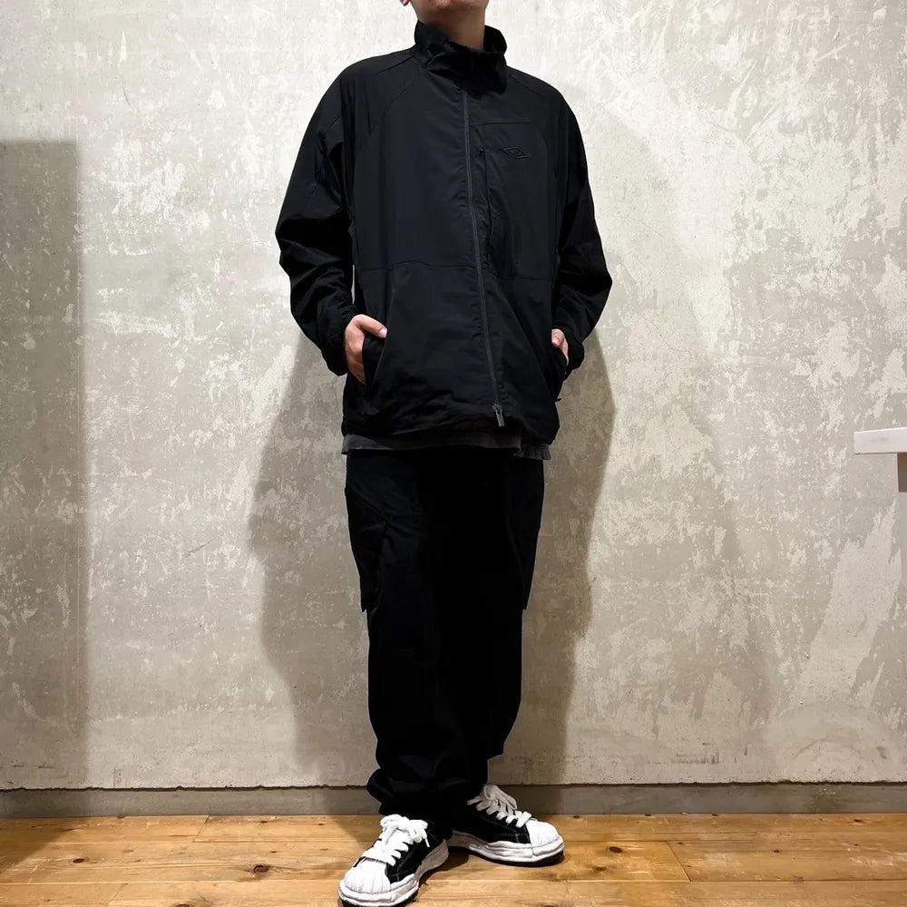 White Mountaineering  / WM × UMBRO BLOUSON (BK2473207)