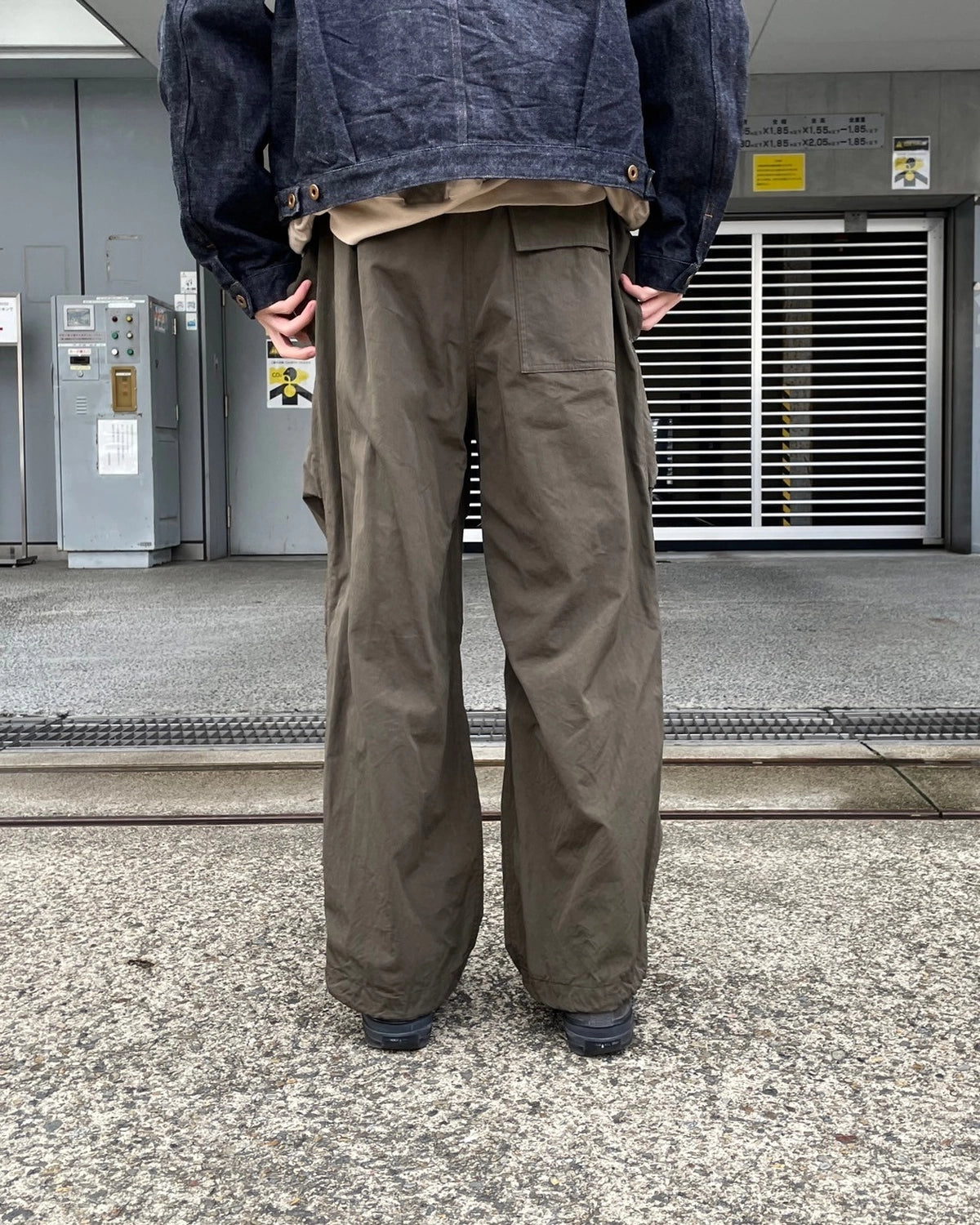 blurhmsROOTSTOCK / C/N OX Snow Pants (bROOTS25S4)