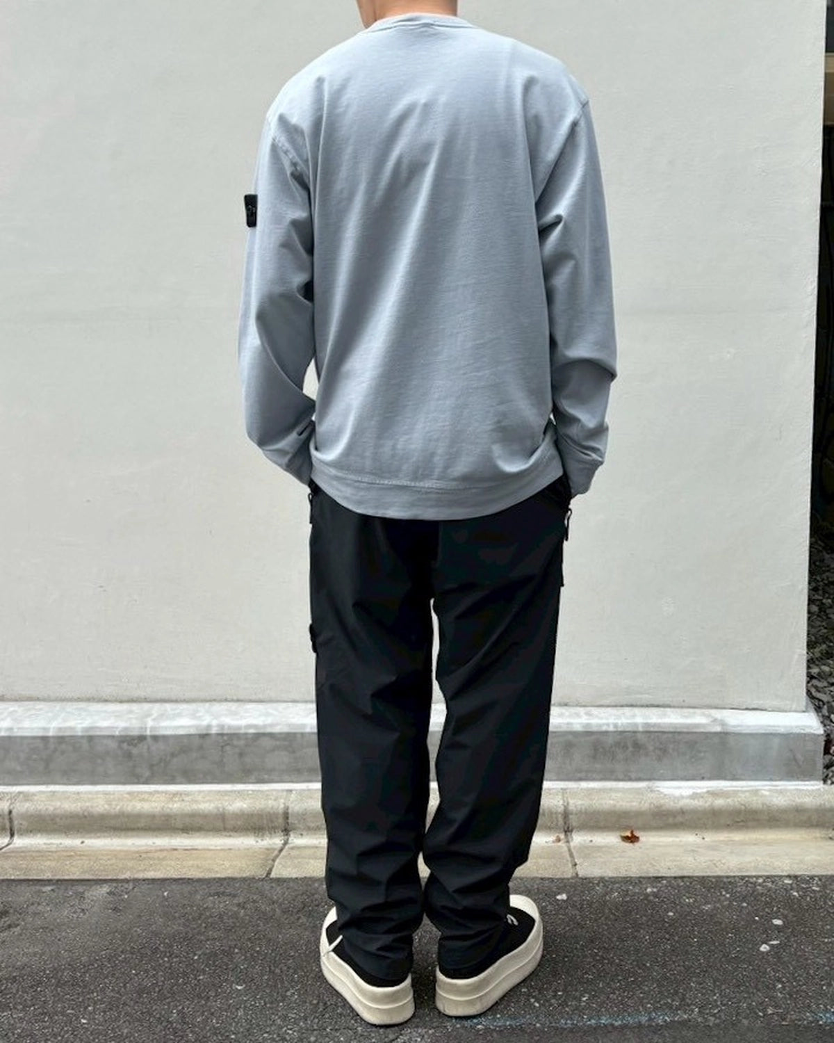 STONE ISLAND / HEAVY ORGANIC COTTON JERSEY (L2S156100057S0B50)