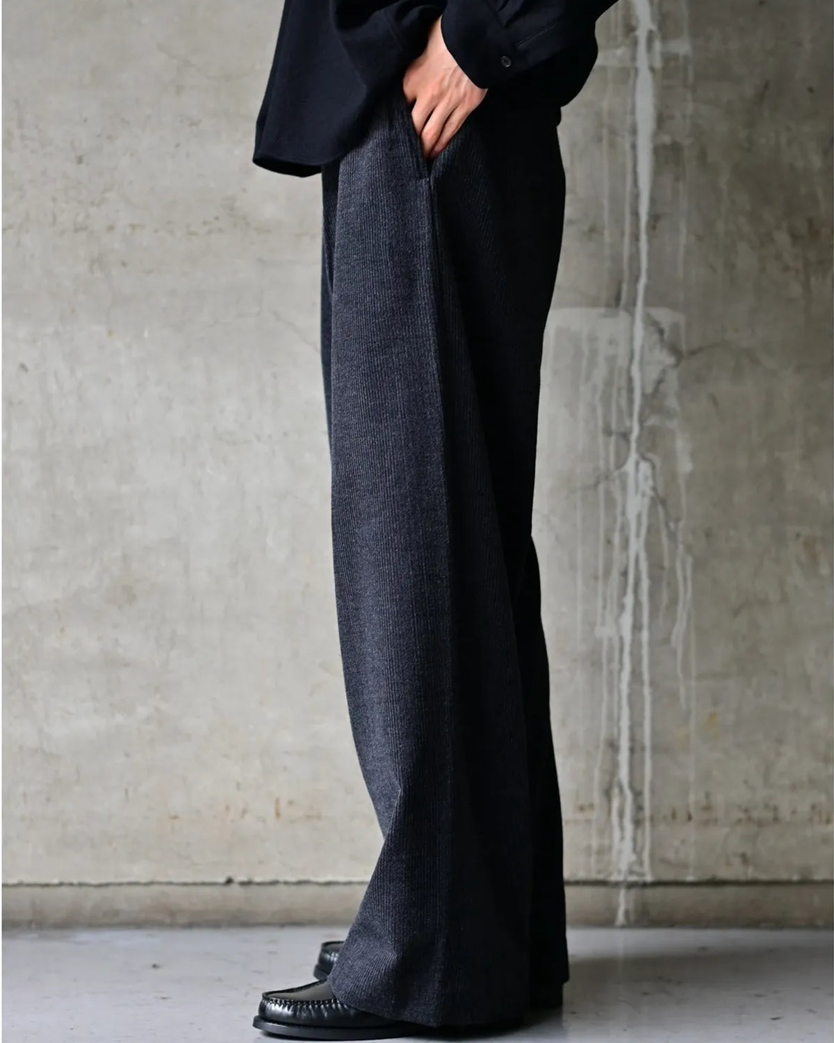 marka / SUPER 120s WOOL CORDUROY / USMC SLACKS (M26C18PT01C)