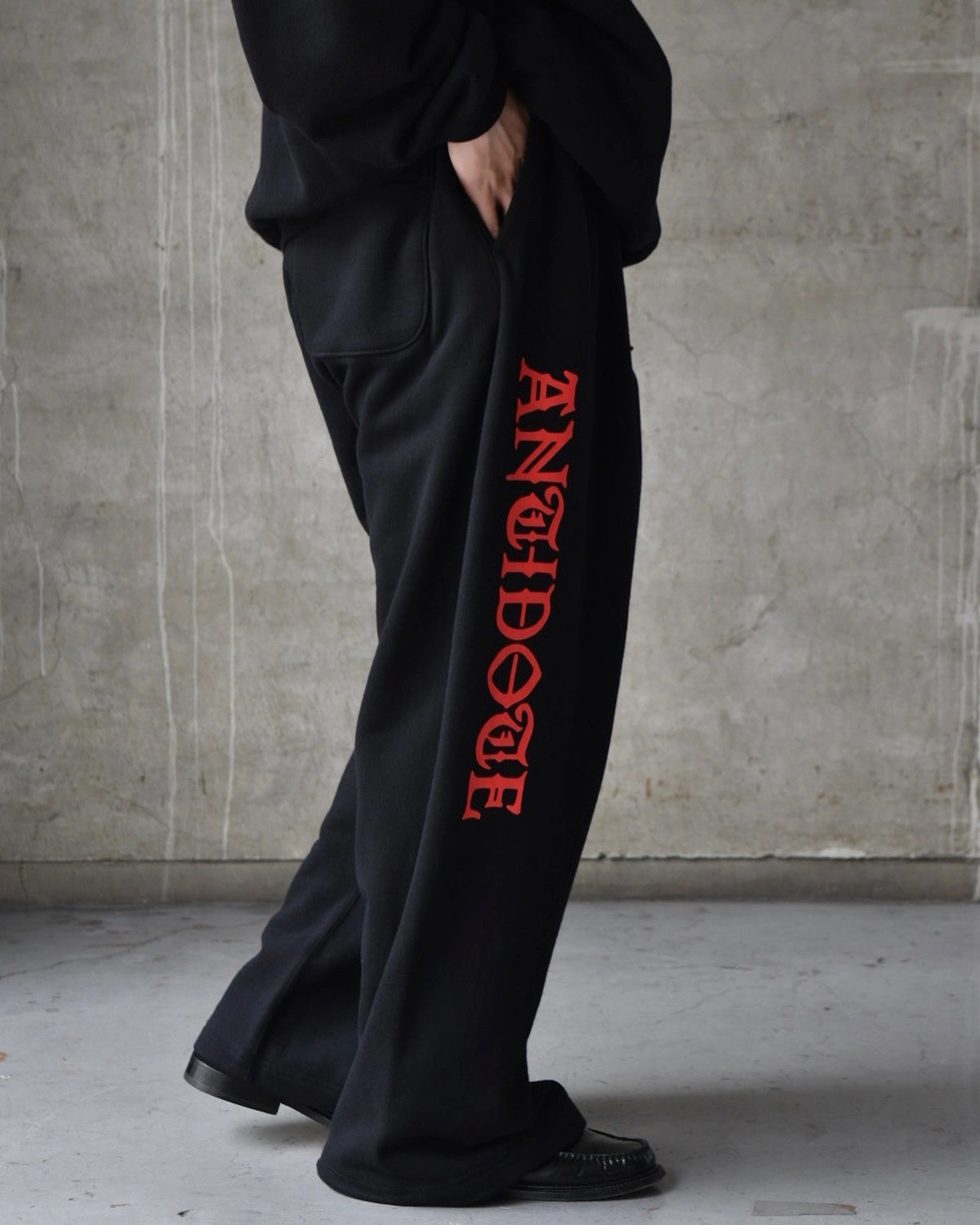 ANTIDOTE BUYERS CLUB / Over Sized Logo Sweat Pants (ABCAW25OS05)