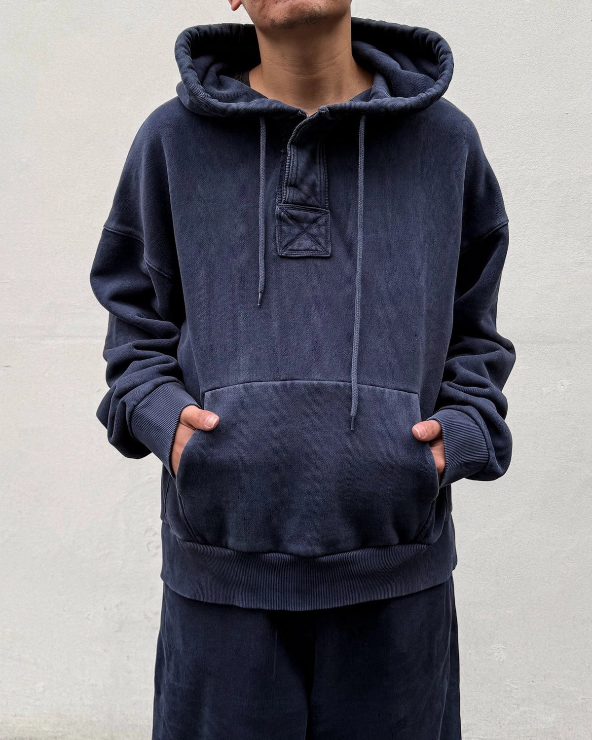 entire studios / SURGE HOOD SWEATSHIRT (ESFW26HO06012)