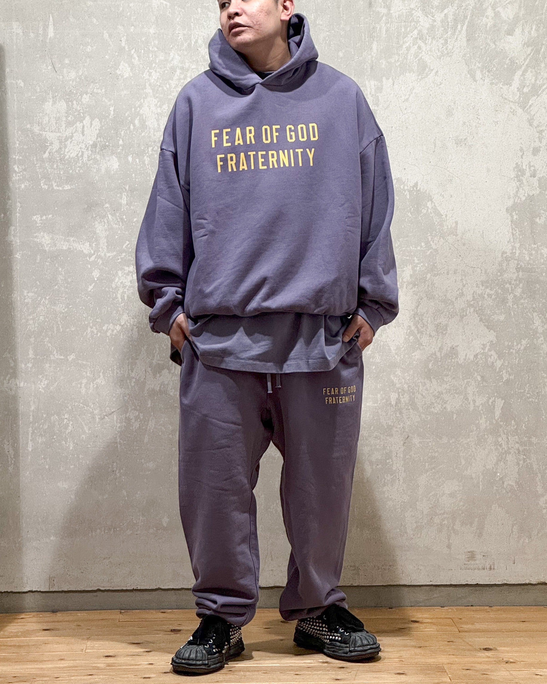 ESSENTIALS / HEAVY FLEECE HOODIE (192BT244810F)