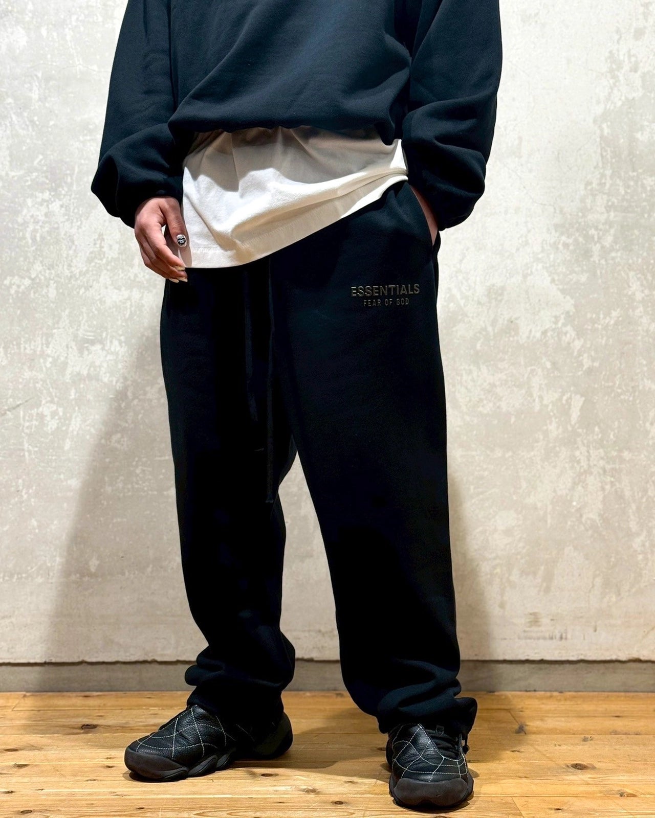 ESSENTIALS / RELAXED SWEATPANT (130SP258220F)