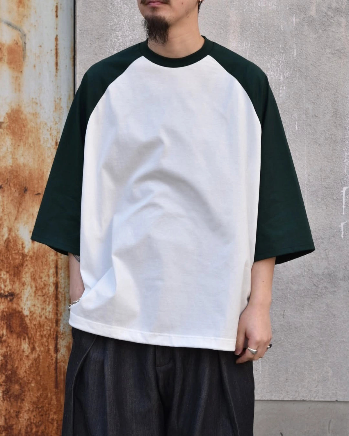 is-ness / BALLOON RAGLAN SLEEVE T-SHIRT (25SS_09_1007SSCST01)