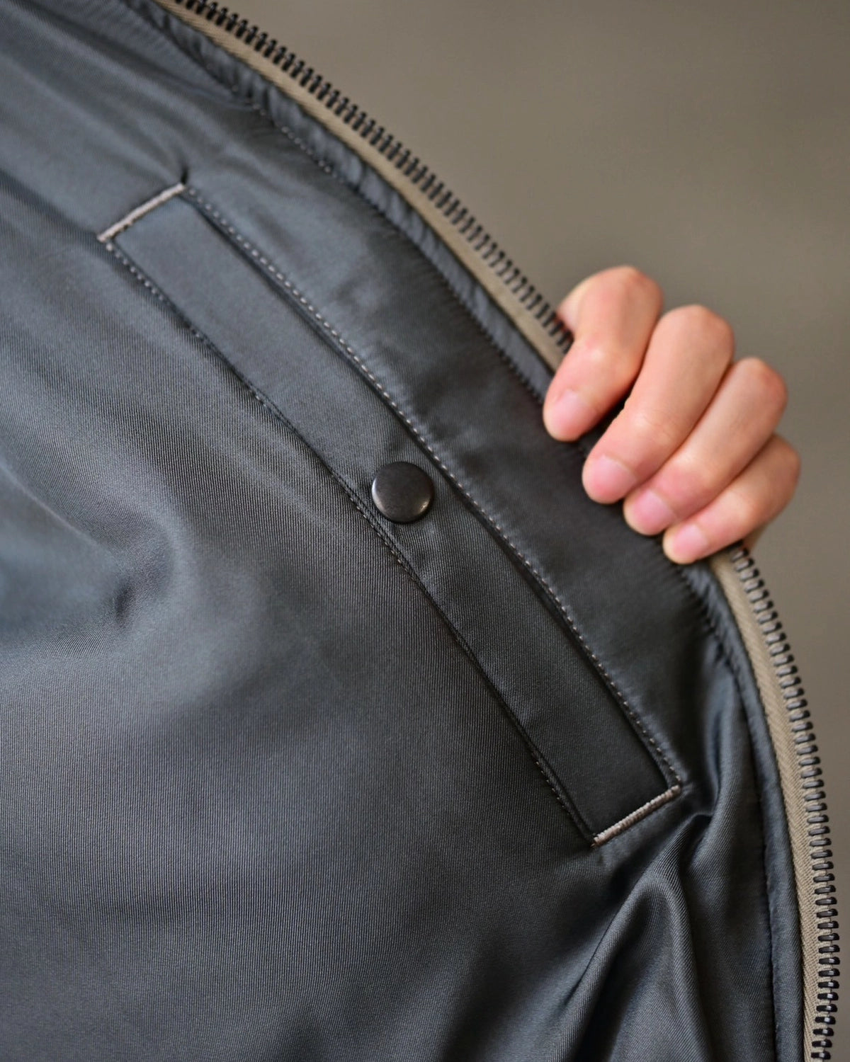 MARKAWARE / Bratac Silk Heavy Twill / Silk MA-1 (A26C20BL01C)