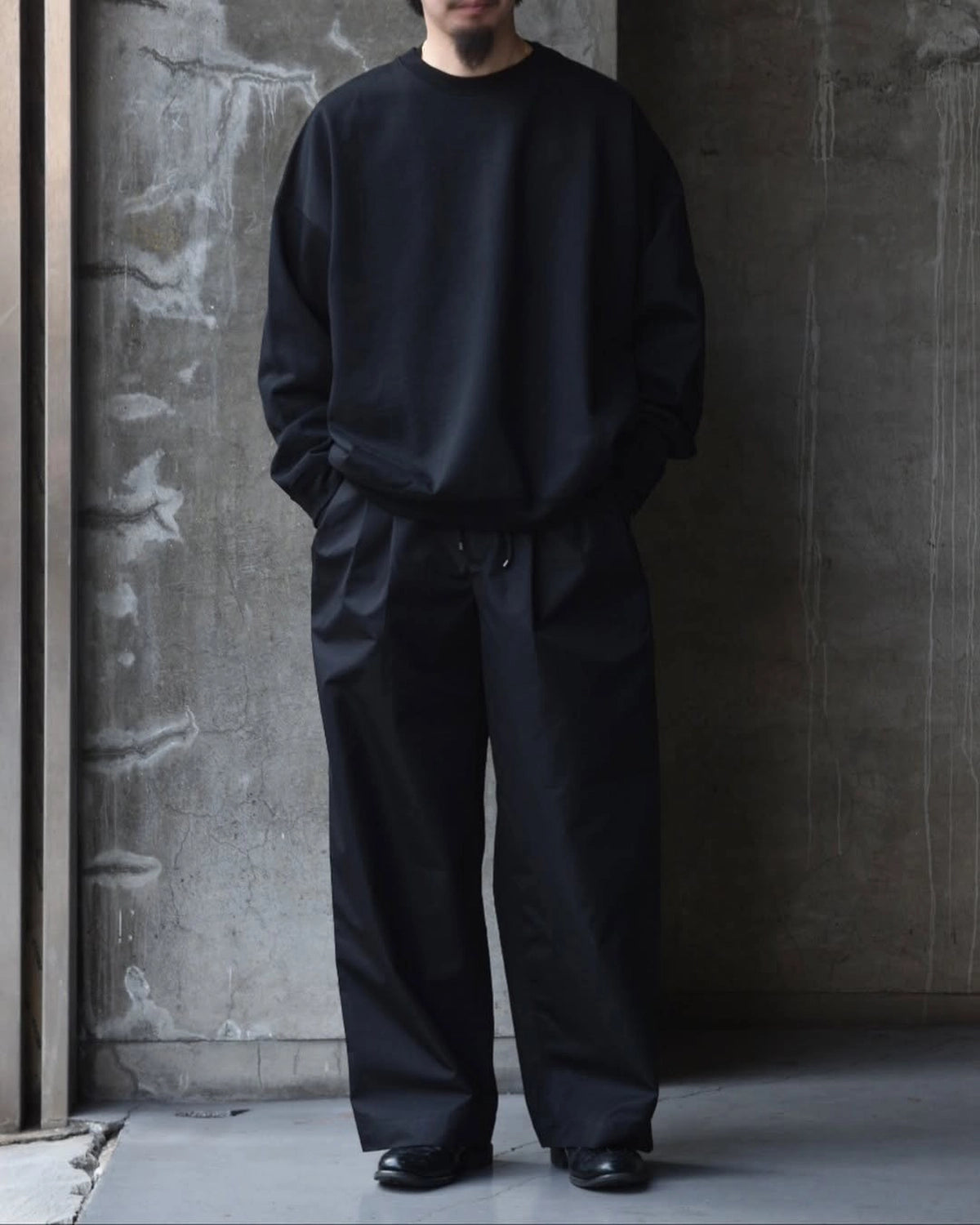 MARKAWARE / TRIPLE PLEATED EASY TROUSERS (A25A04PT01C)