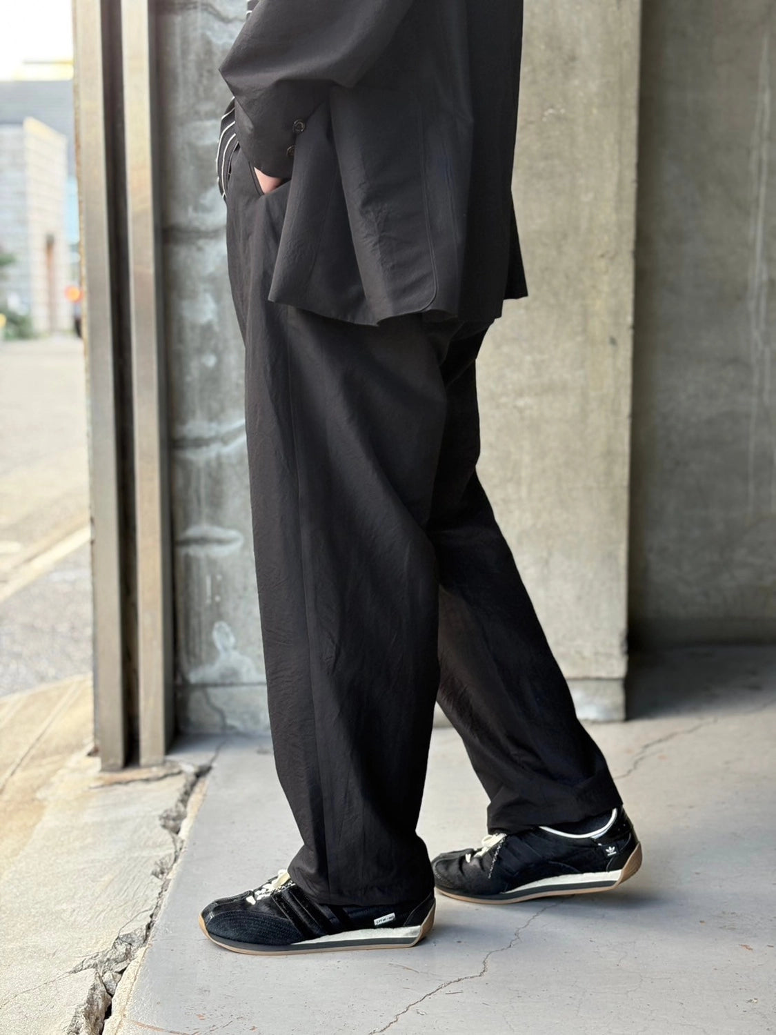 MARKAWARE / BRATAC SILK × ORGANIC WOOL TAFFETA WIDE TRUCK PANTS (A25A10PT01C)