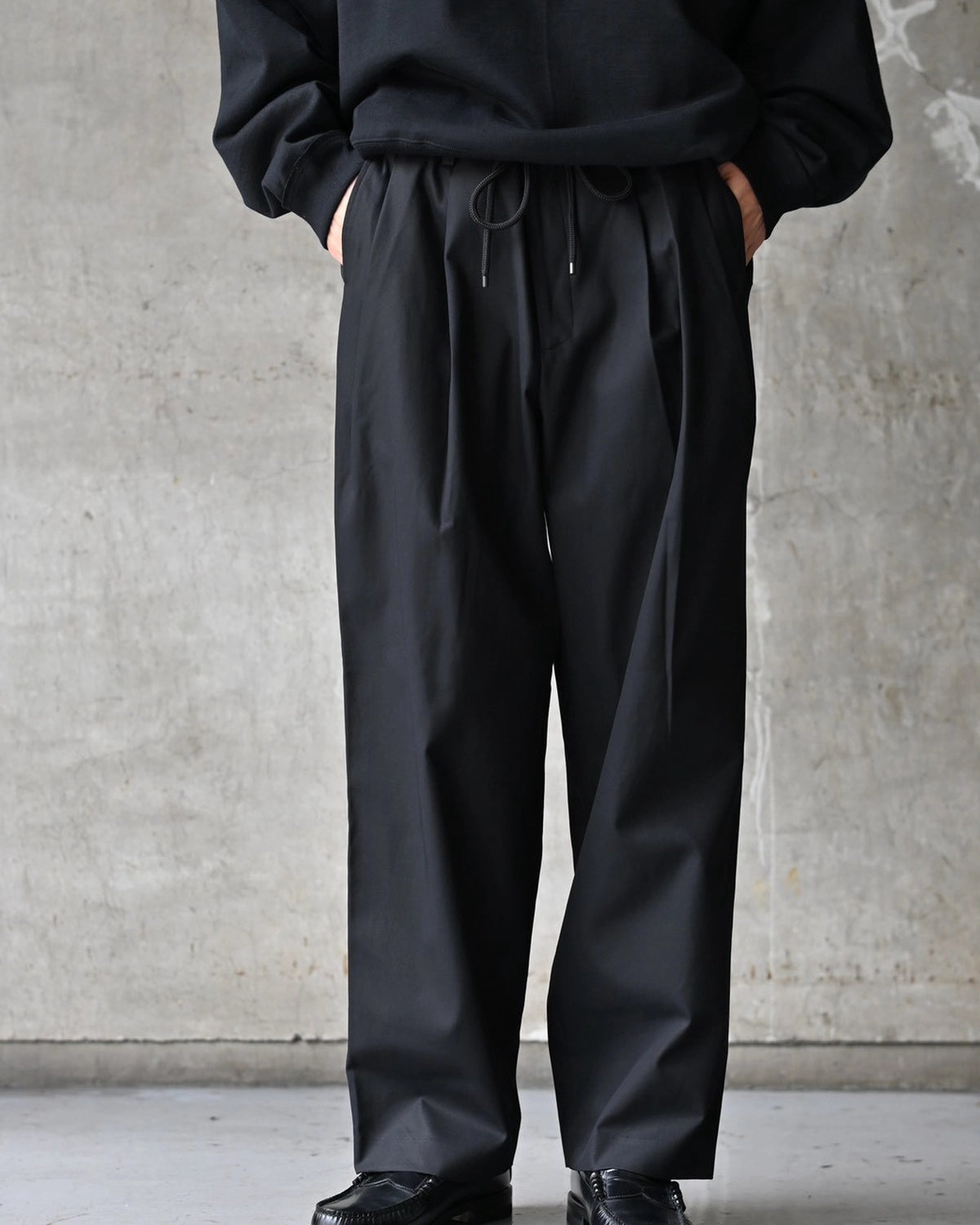 MARKAWARE / Organic Cotton Survival Cloth / Double Pleated Easy Trousers (A26C03PT02C)