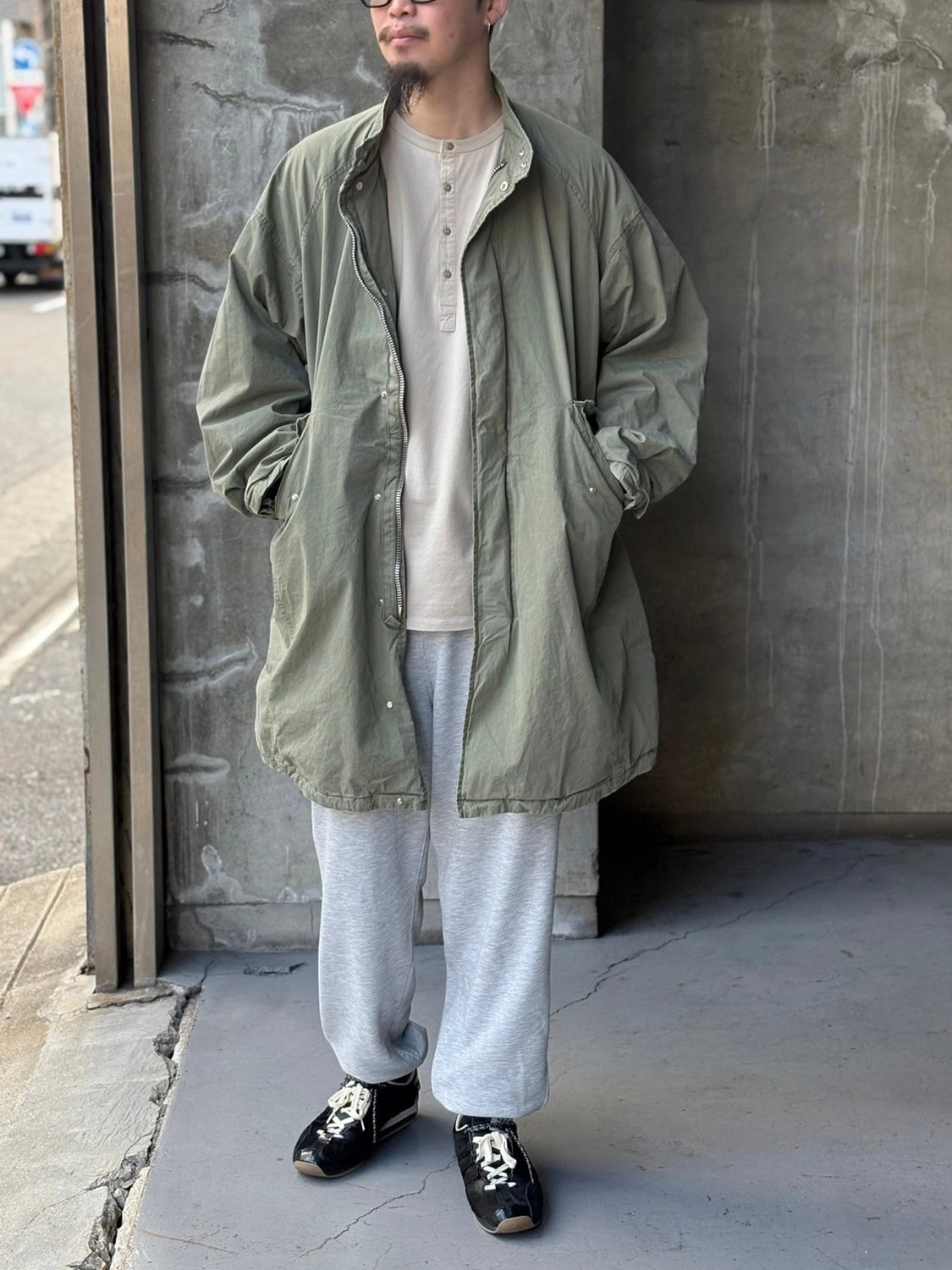 NONNATIVE / TROOPER COAT COTTON TYPEWRITER SULFUR DYE WITH GORE-TEX WINDSTOPPER® (NN-J4613)