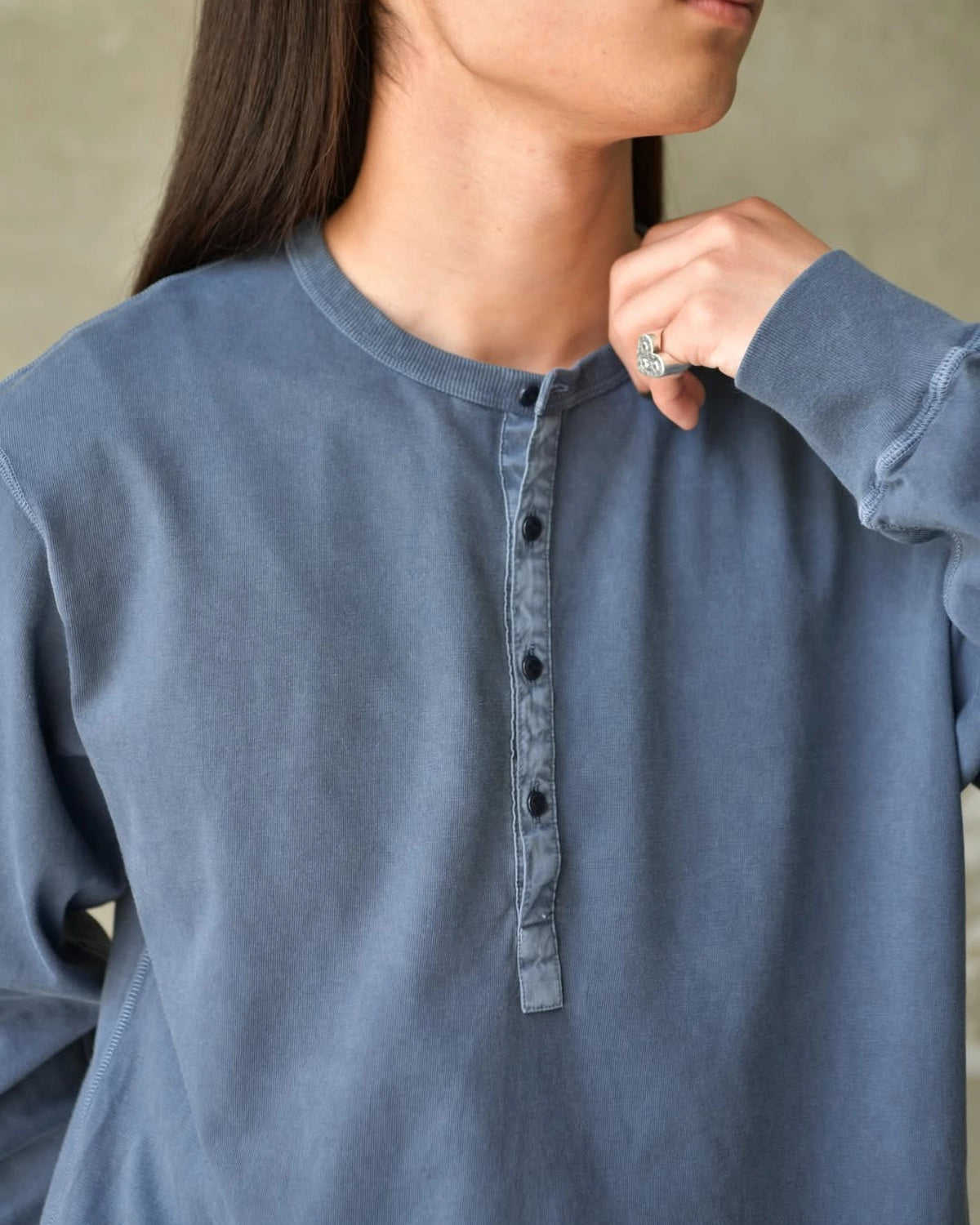 NONNATIVE（ノンネイティブ）/ DWELLER L/S HENRY NECK TEE COTTON