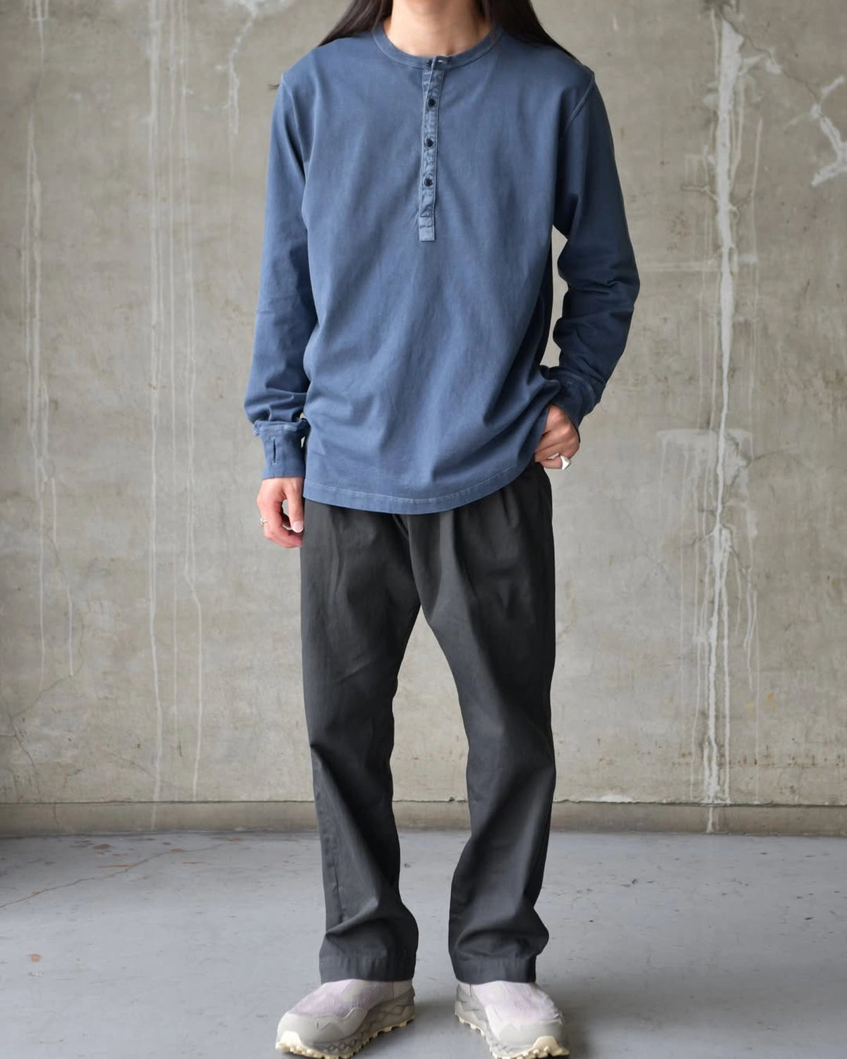 NONNATIVE（ノンネイティブ）/ DWELLER L/S HENRY NECK TEE COTTON