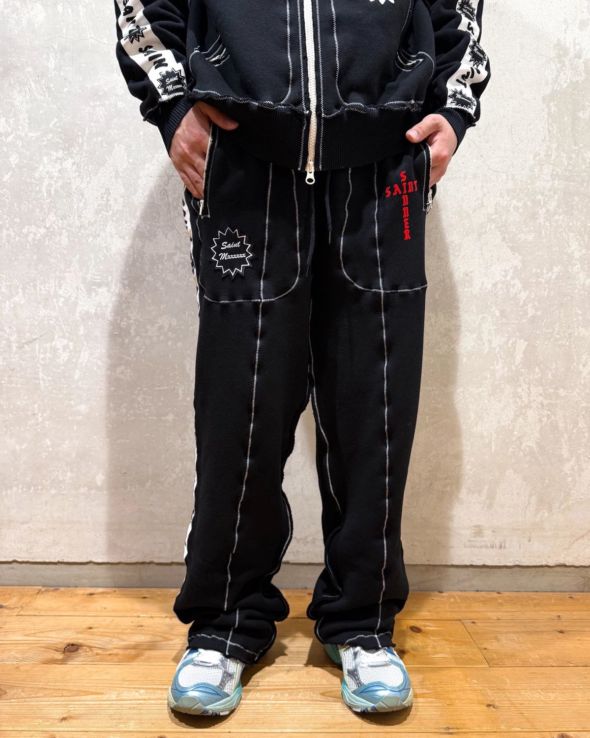 ©︎SAINT Mxxxxxx × A LOVE MOVEMENT / ALM_SWEAT PANTS (SM-HR1-0000-C70)
