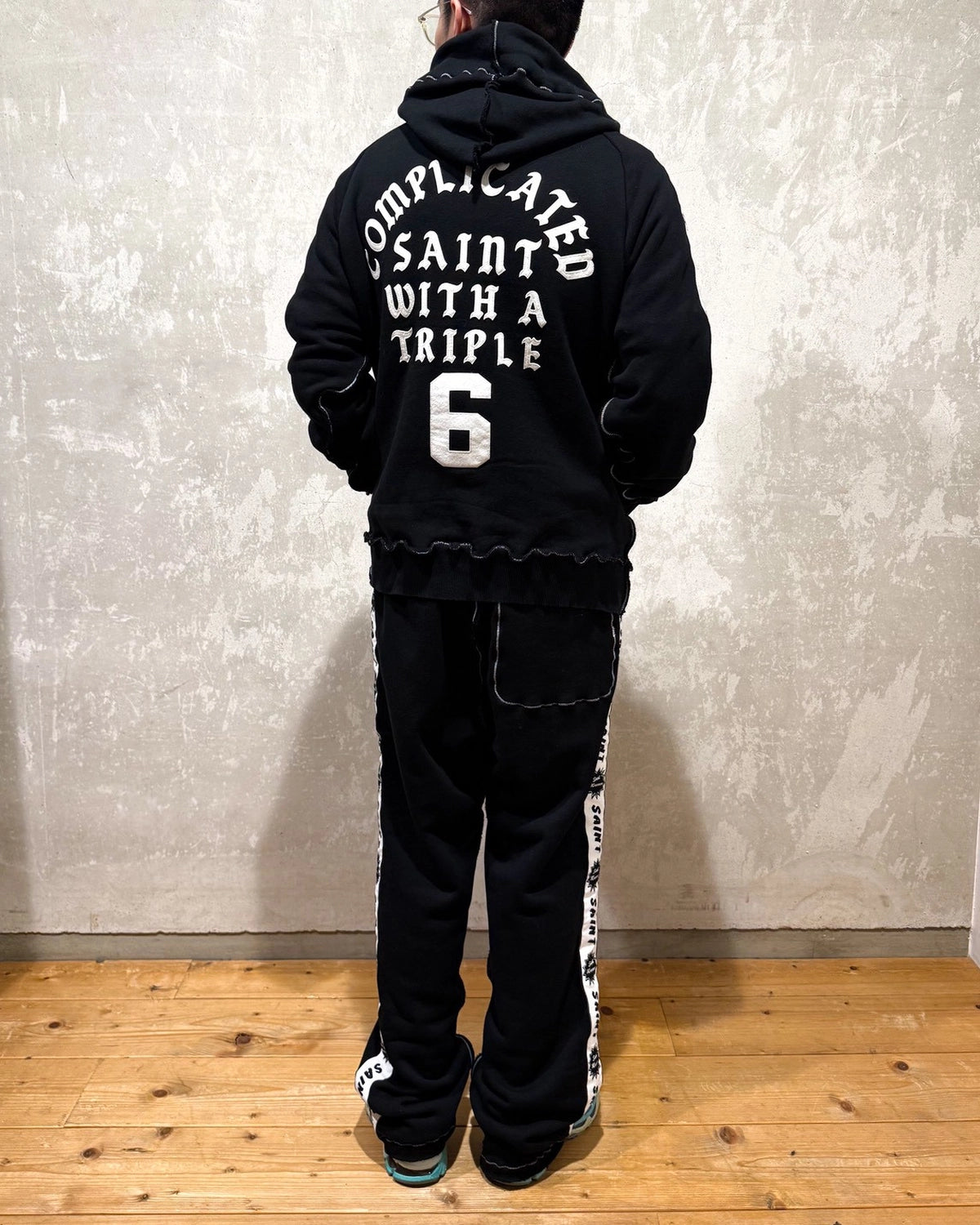 ©︎SAINT Mxxxxxx × A LOVE MOVEMENT / ALM_SWEAT PANTS (SM-HR1-0000-C70)