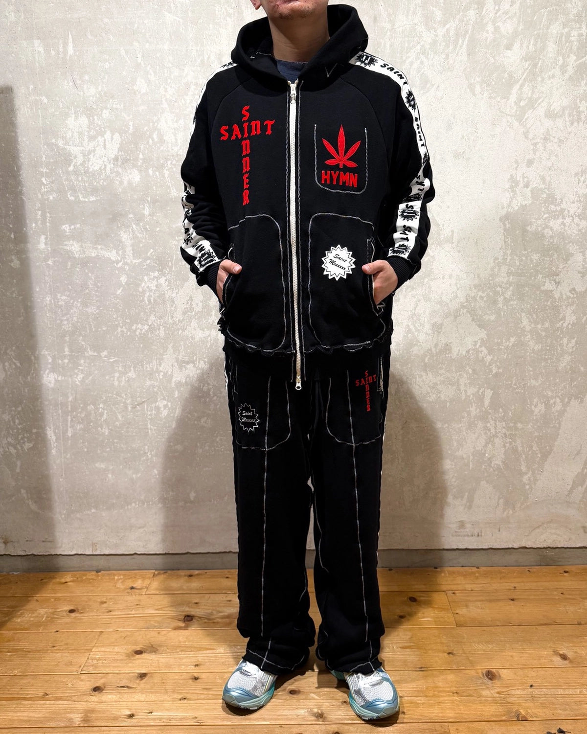 ©︎SAINT Mxxxxxx × A LOVE MOVEMENT / ALM_SWEAT PANTS (SM-HR1-0000-C70)