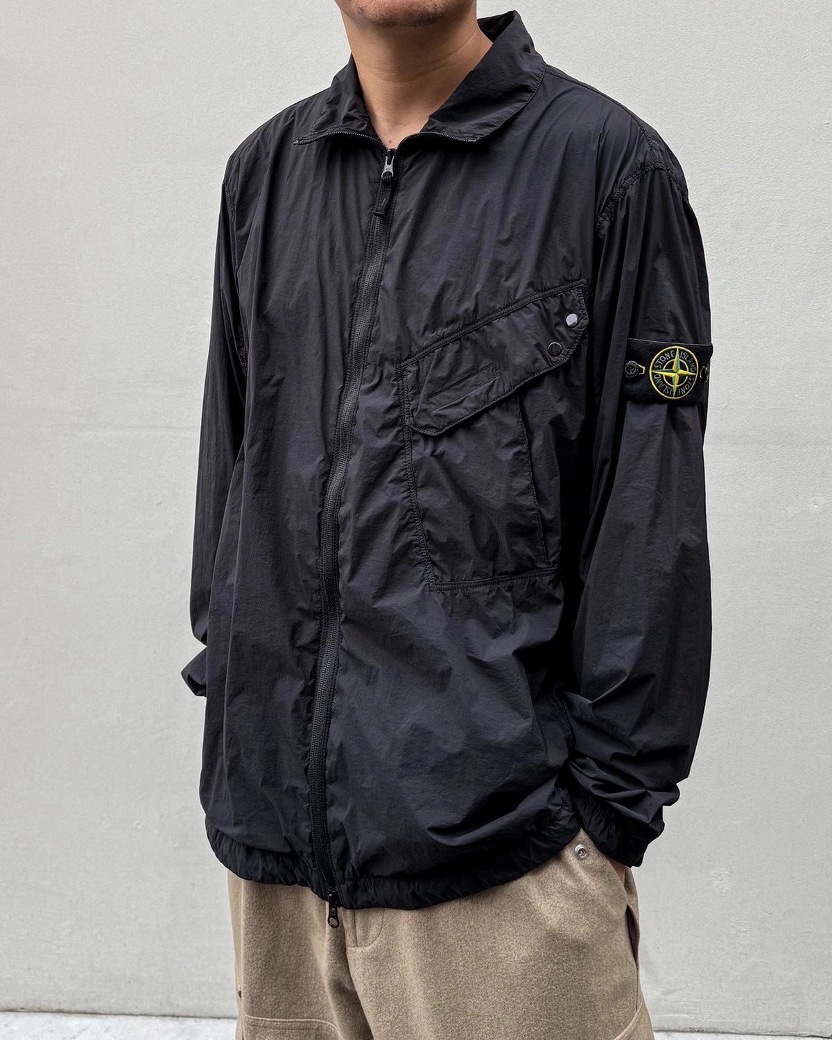 STONE ISLAND / ULTRALIGHT NYLON STRETCH-TC (L2S151200015S0474)