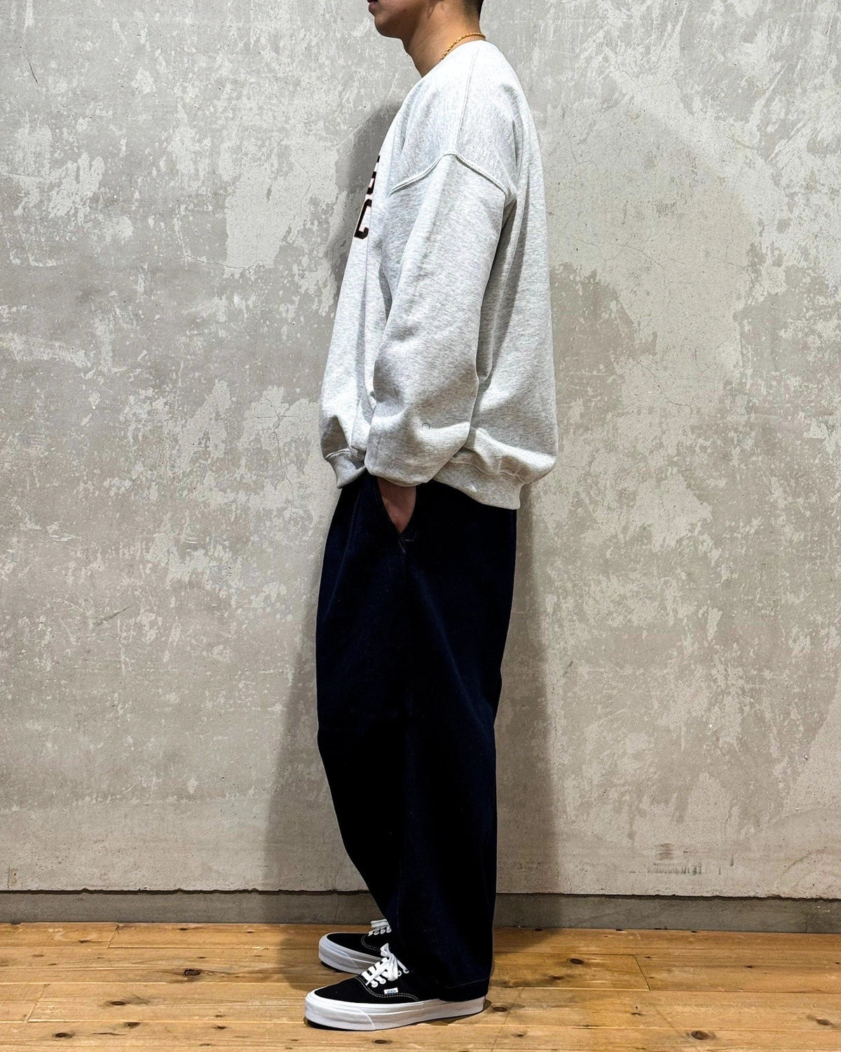 TIGHTBOOTH / COLLEGE CREW SWEAT SHIRT (SS25-SW06)