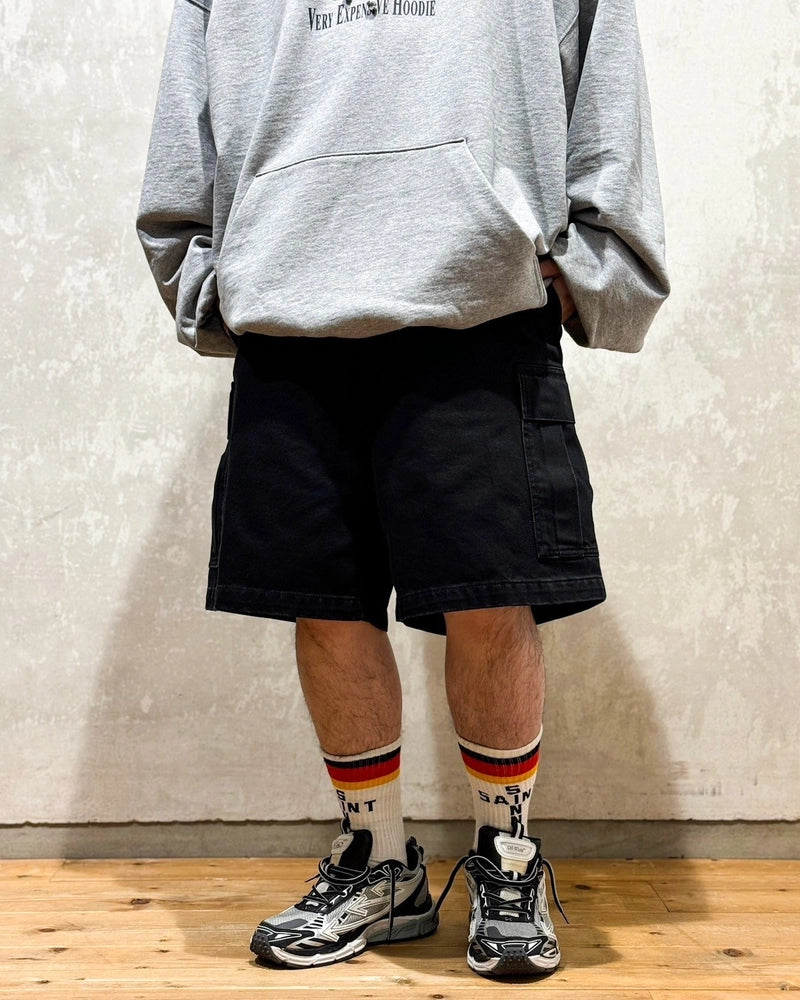 VETEMENTS / CARGO SHORTS (UA66SS520B2803)