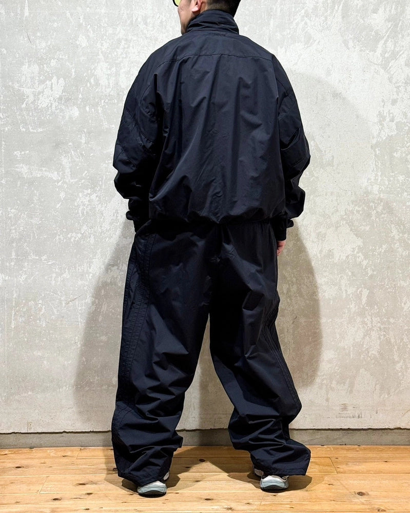VETEMENTS (ヴェトモン) / OVER LOGO TRACKSUIT PANTS | 公式