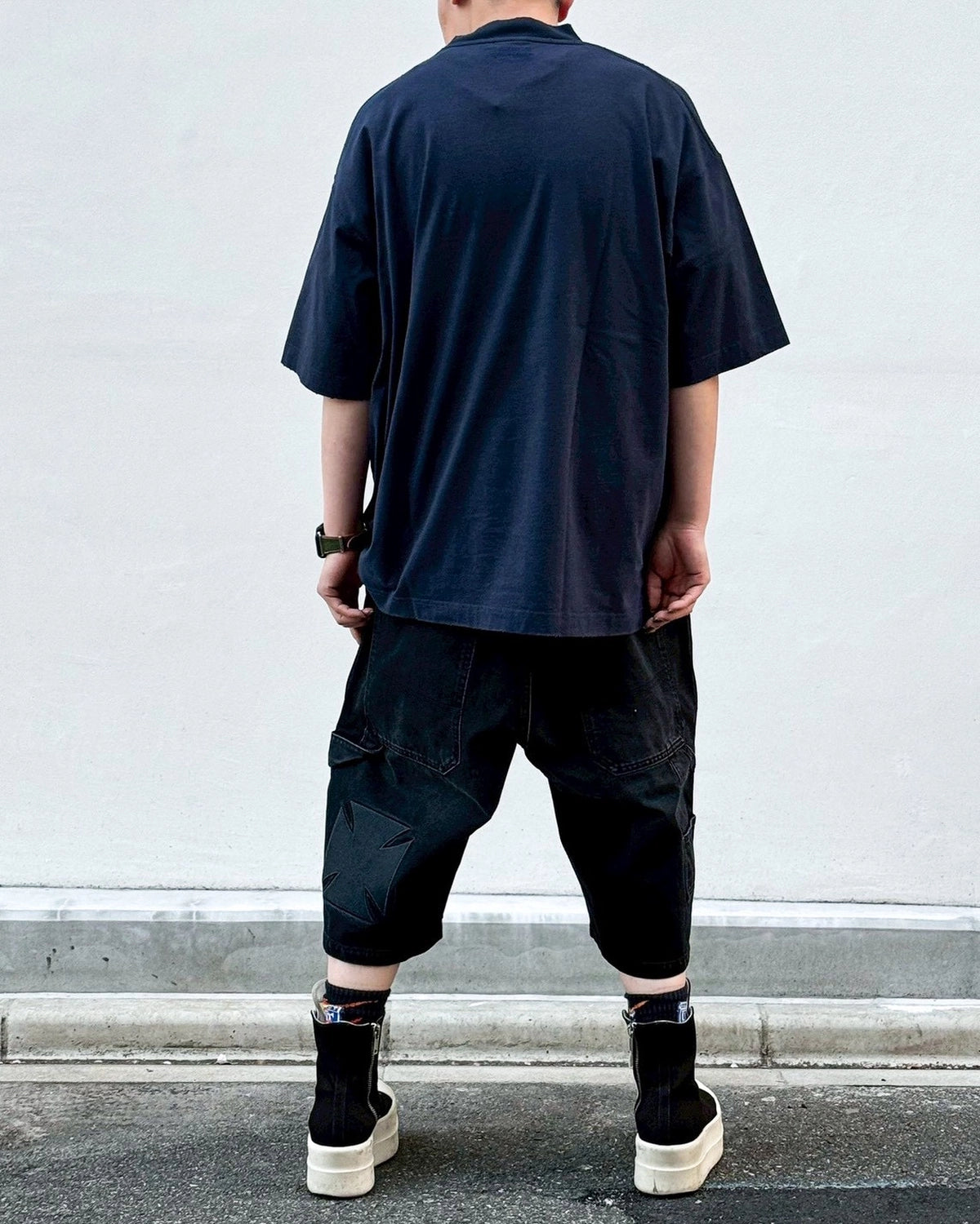 VETEMENTS / HOLLAND TOURIST T-SHIRT (ME76TR254NX)