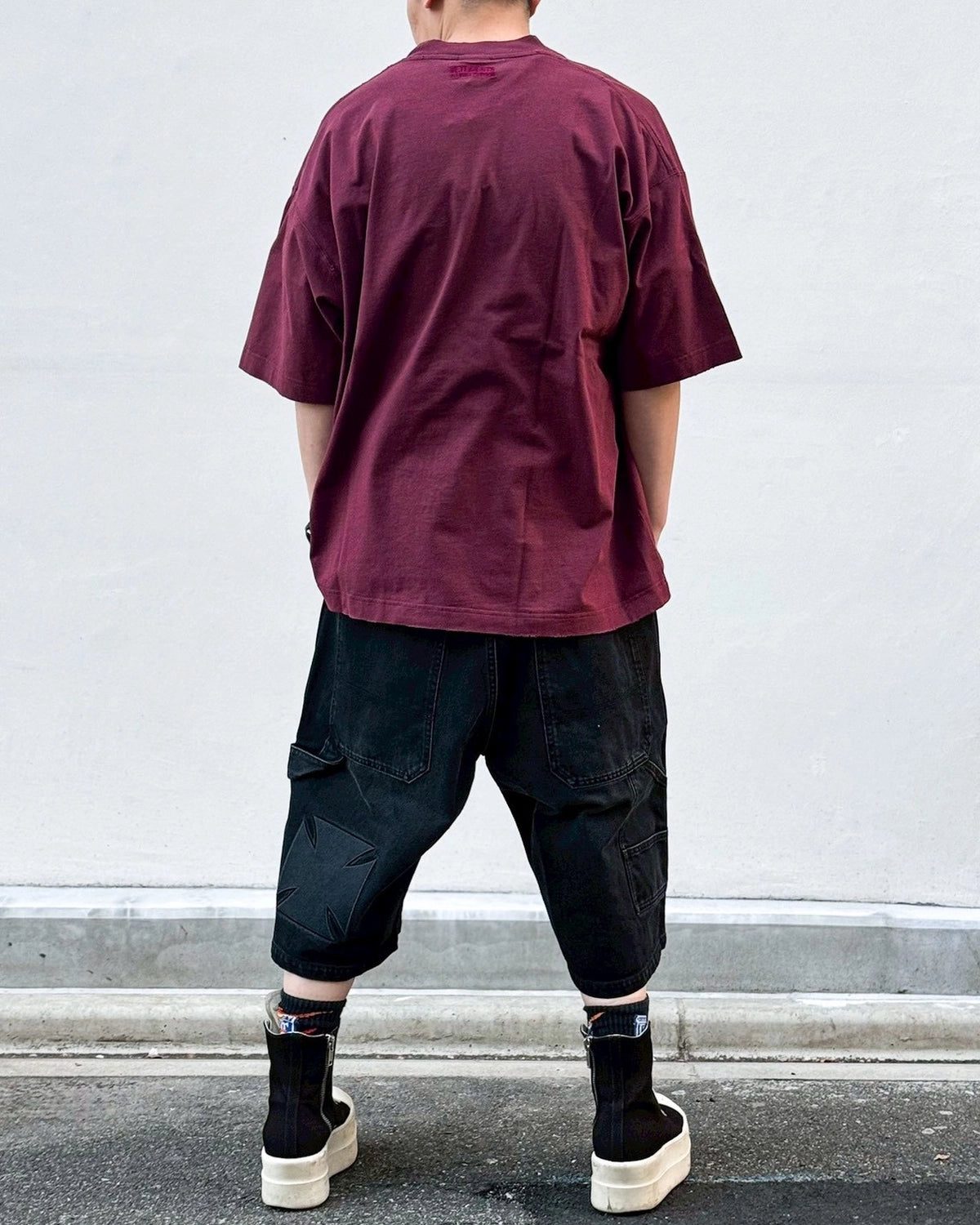 VETEMENTS / BRUGGE TOURIST T-SHIRT (ME76TR248OX)