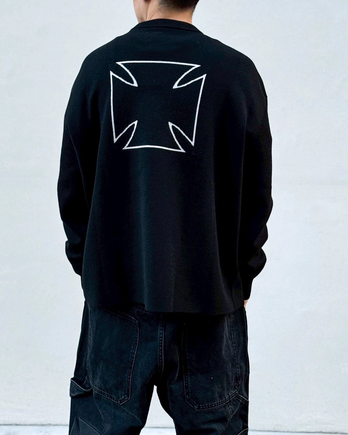 VETEMENTS / DOUBLE BIKER CROSS LOGO SWEATER (ME76KN099B)