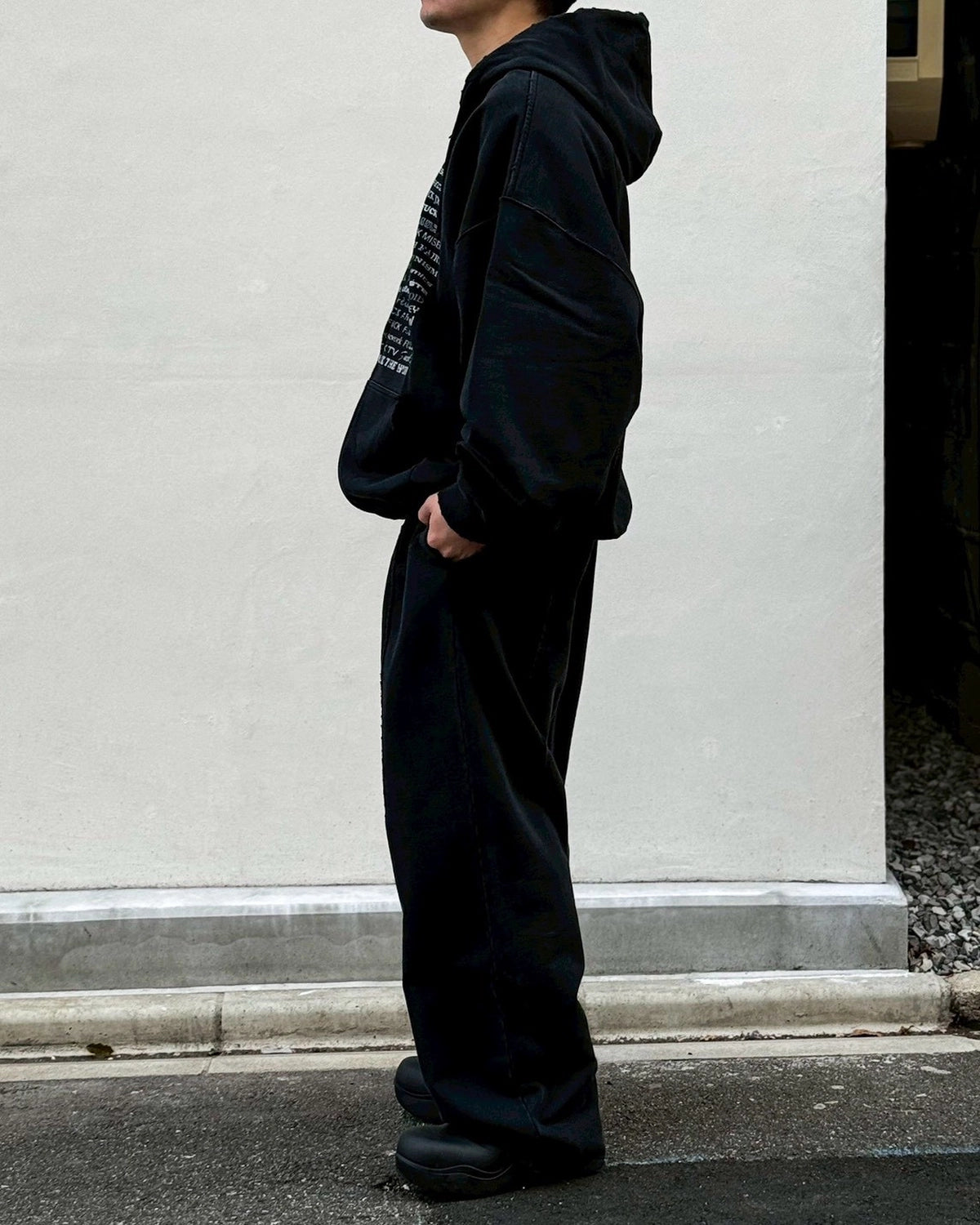 VETEMENTS / CUT SWEATPANTS (ME76SP204B)