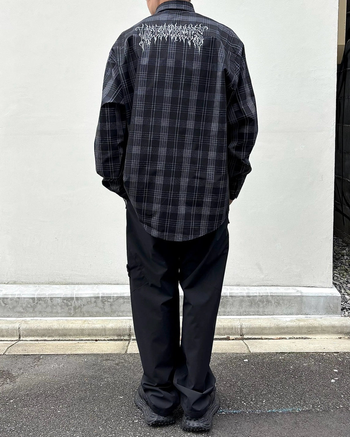 VETEMENTS / METAL LOGO CHECKED SHIRT (MH27SH059BC)