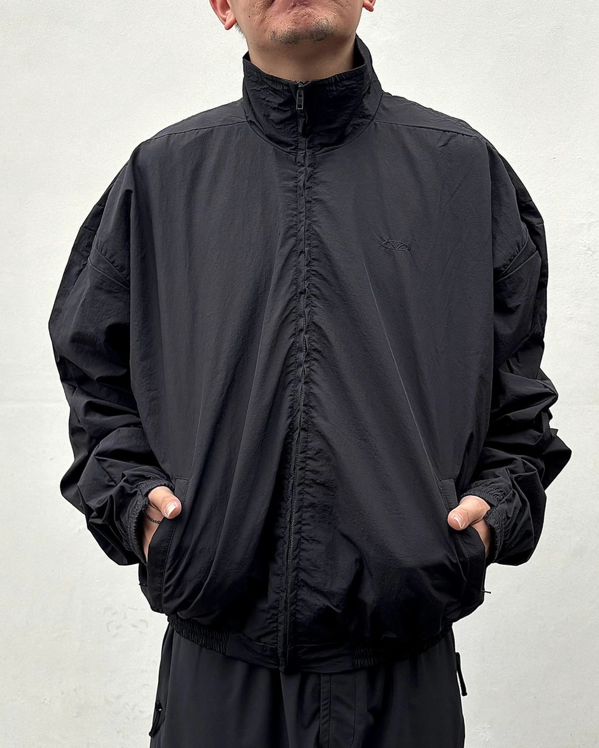 VETEMENTS / CUT-UP TRACKSUIT JACKET (MH27TJ111B)