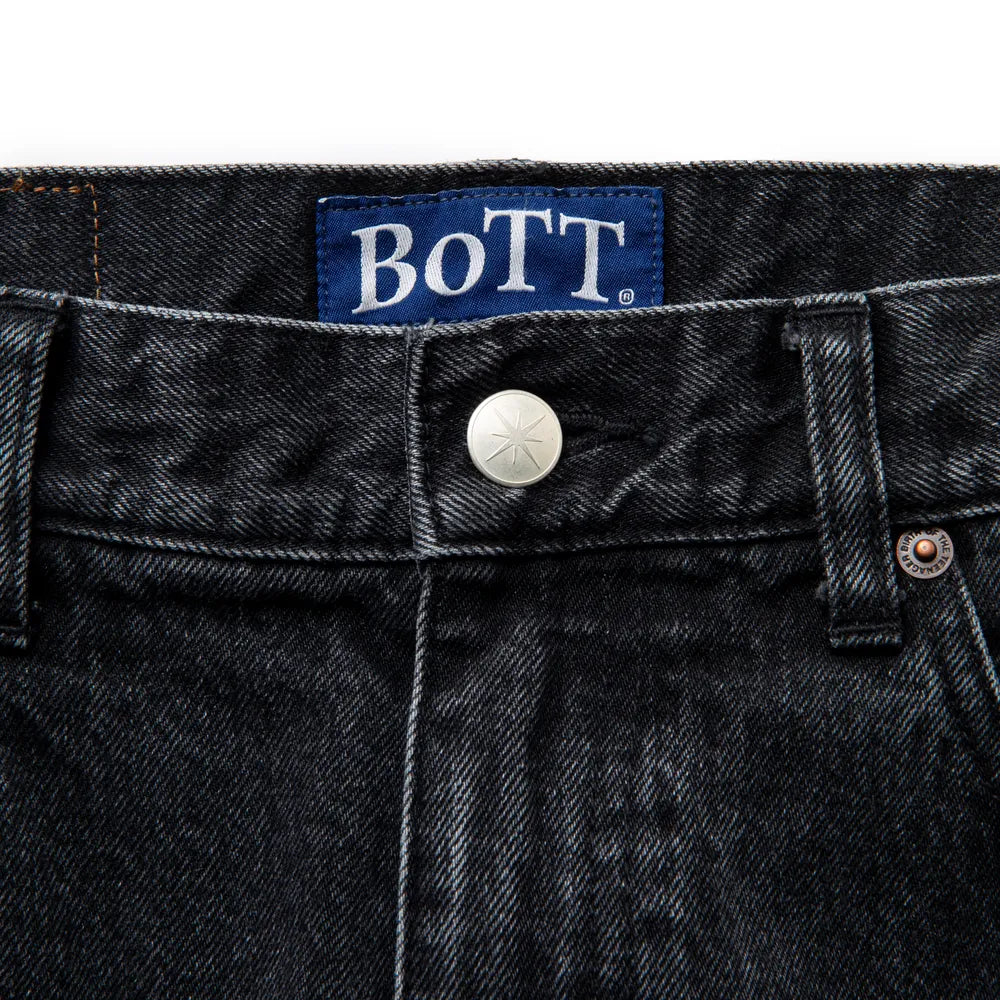 BoTT / Loose-Fit Jean