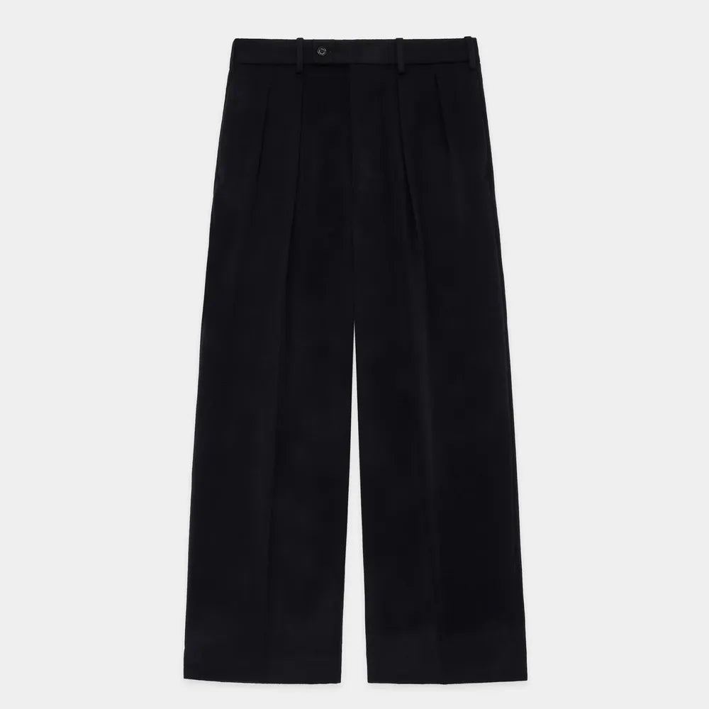 MARKAWARE の CASHMERE DOUBBLE PLEATED TROUSERS (A24C19PT01C)