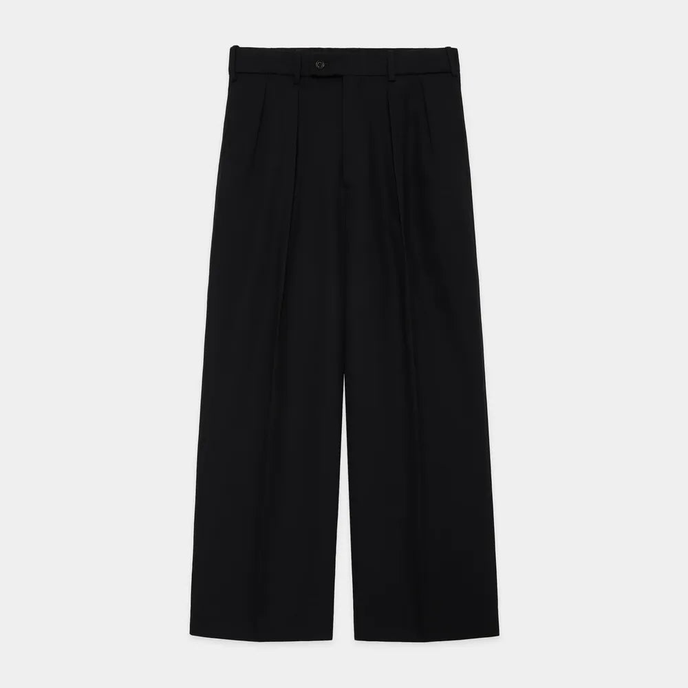 MARKAWARE の DOUBLE PLEATED TROUSERS (A25A92PT01C)