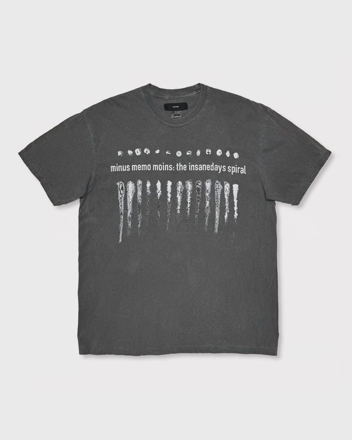 MINUS の Bootleg Tee (MONOCHROME SHINE) 10YEARS BLACK