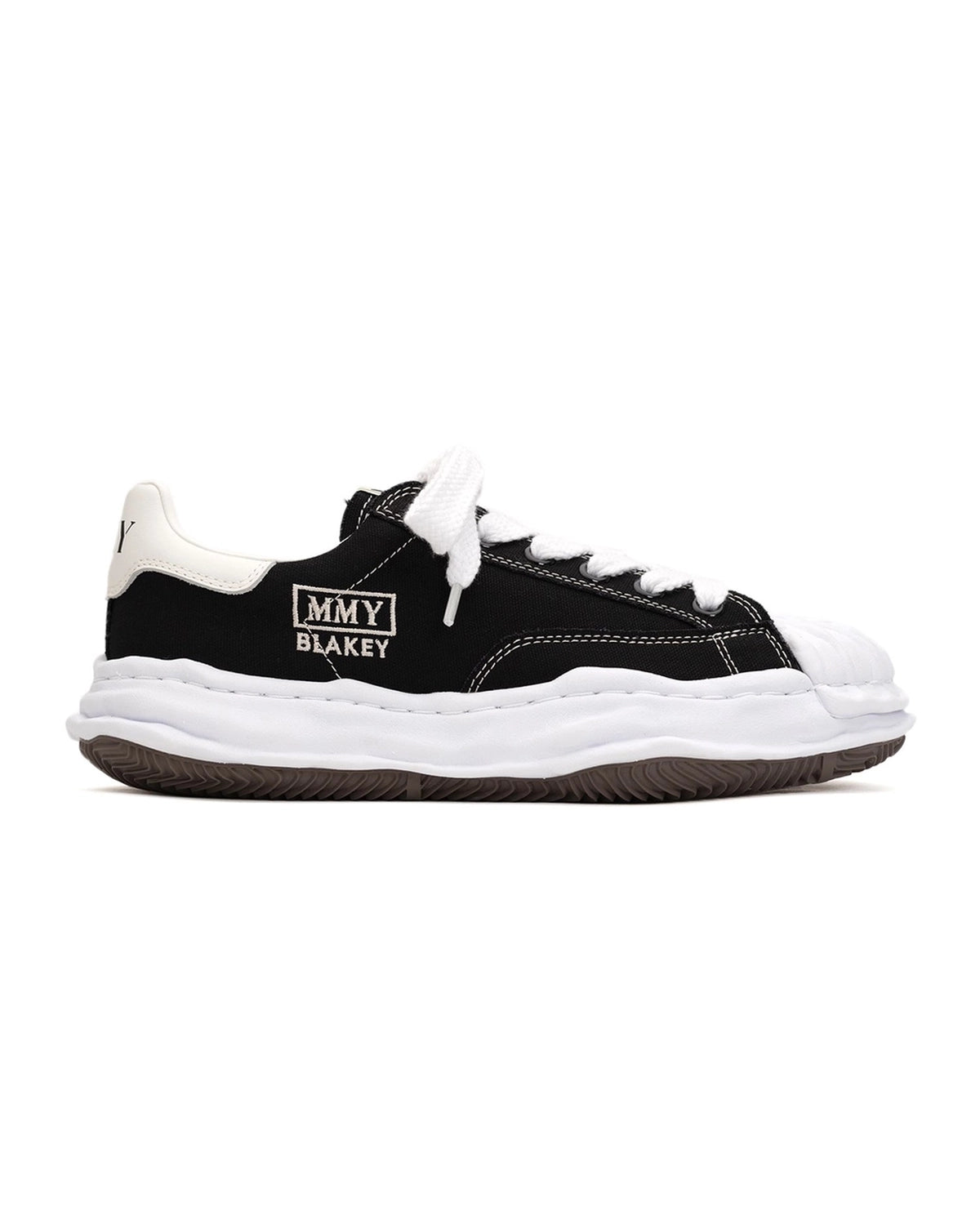 Maison MIHARA YASUHIRO の "BLAKEY" OG Sole Canvas Low-top Sneaker (A08FW735)