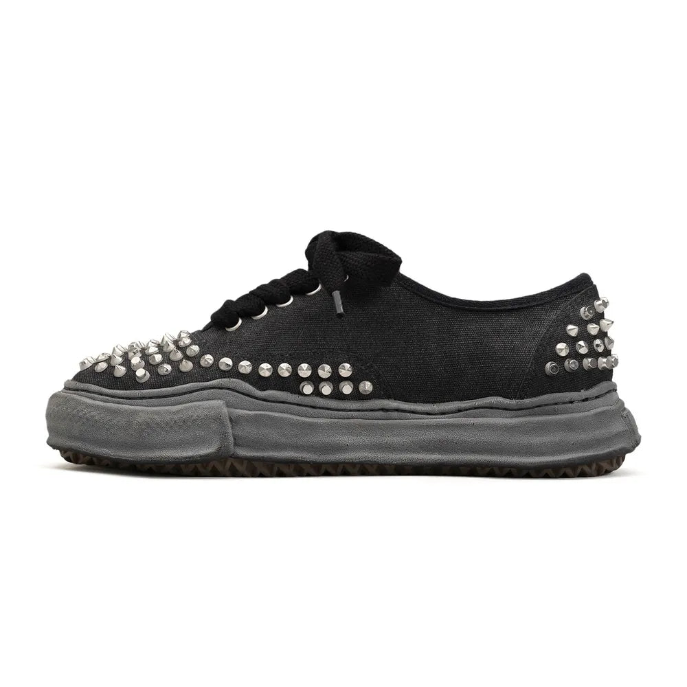 Maison MIHARA YASUHIRO / "BAKER" OG Sole Studded Canvas Low-top Sneaker(A13FW736)