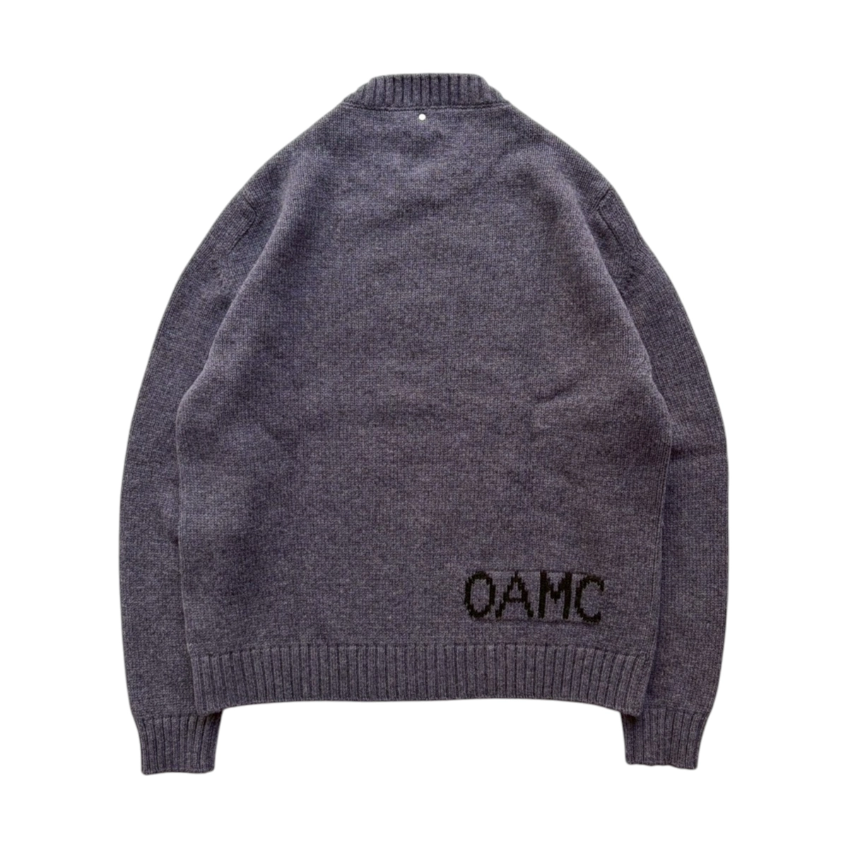 OAMC（オーエーエムシー） / ROUND NECK COLLAR WITH LOGO | 公式通販