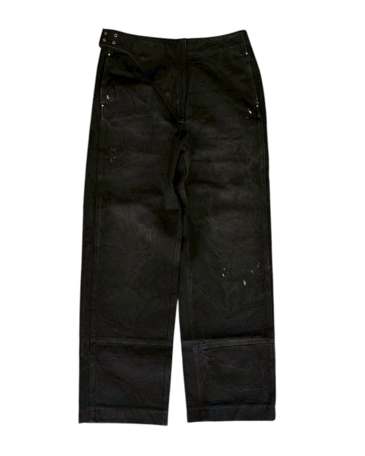 OAMC の TREATED BLACK WITH WHITE SPOTS DENIM TROUSER WITH BELT (OAF5MT02CP)