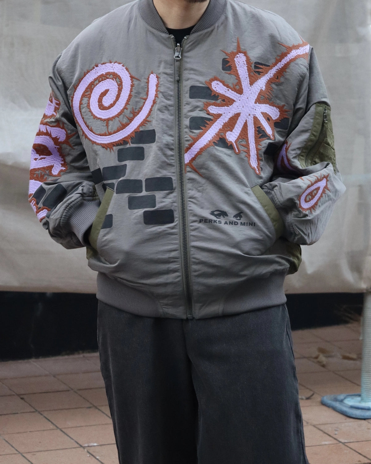 P.A.M.（Perks And Mini) の ADORNED REVERSIBLE BOMBER JACKET (39220)
