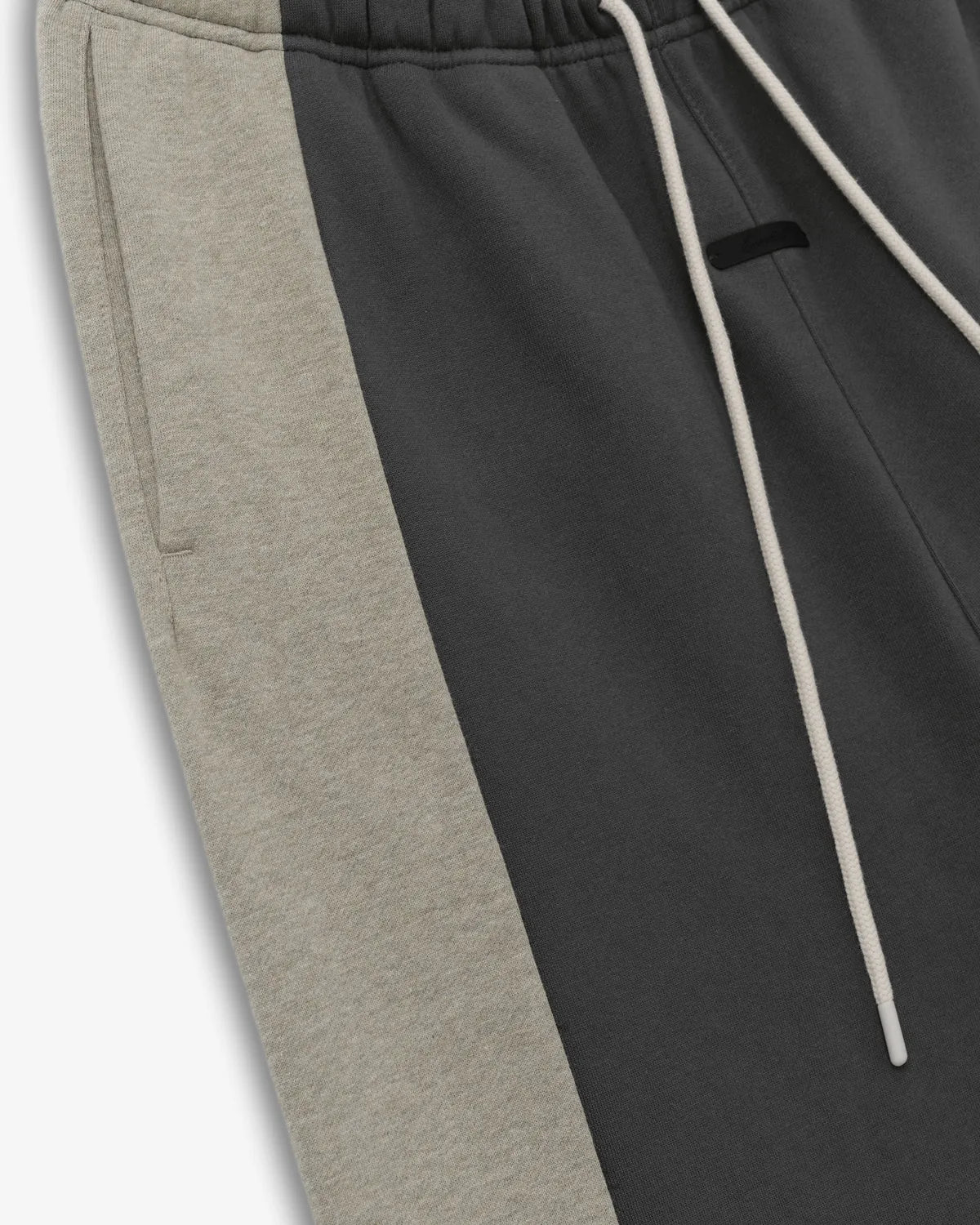 ESSENTIALS / Panelled Lounge Pant (RW00286-0032)
