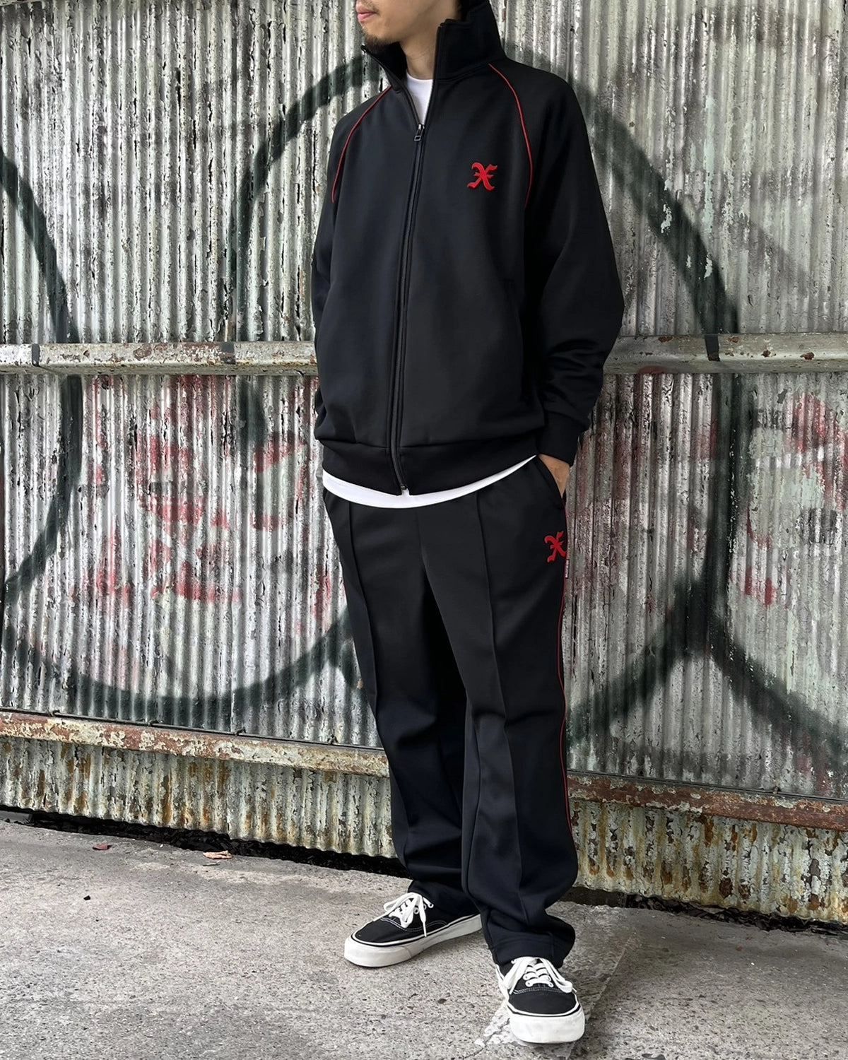 GOD SELECTION XXX / Initial Logo Center crease Trackpants (GX-S26-PT-03)