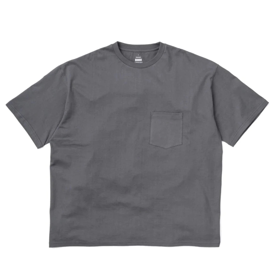 Graphpaper の S/S Oversized Pocket Tee