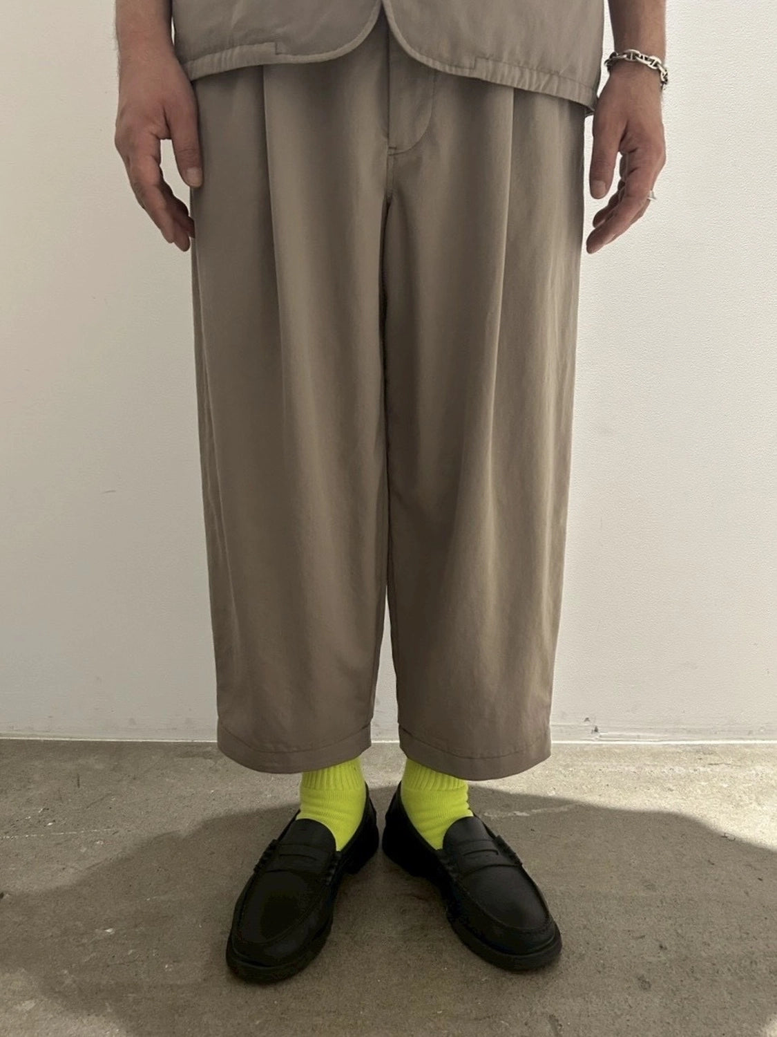 Graphpaper / Fulled Wool Twill Wide Easy Pants (GM261-40342)