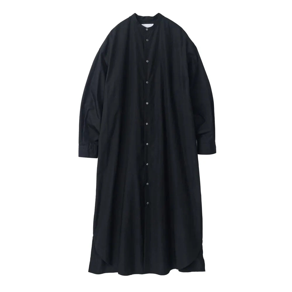 Graphpaper の High Count Broad Oversized Band Collar Shirt Dress (GL243-60284B)