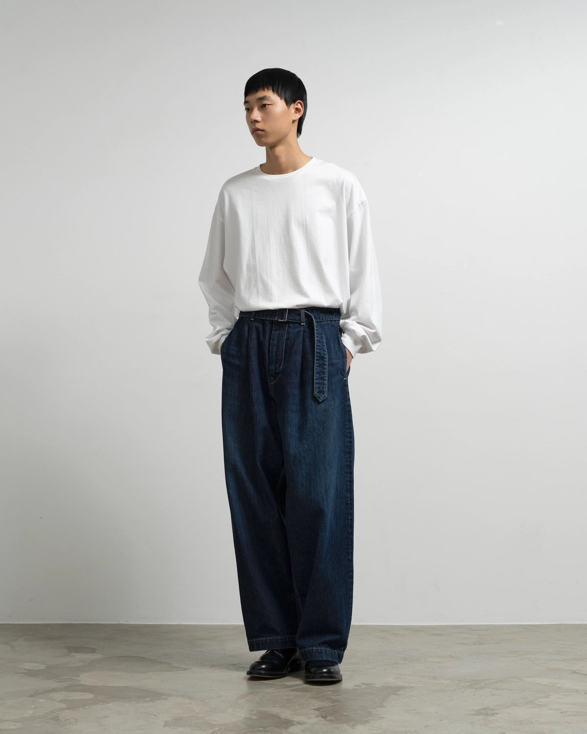Graphpaper / Selvage Denim Belted Pants (GU263-40063DB)