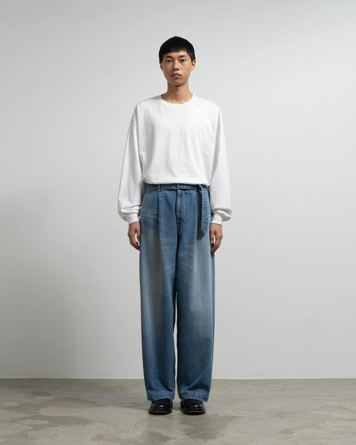 Graphpaper / Selvage Denim Belted Pants (GU263-40063LB)